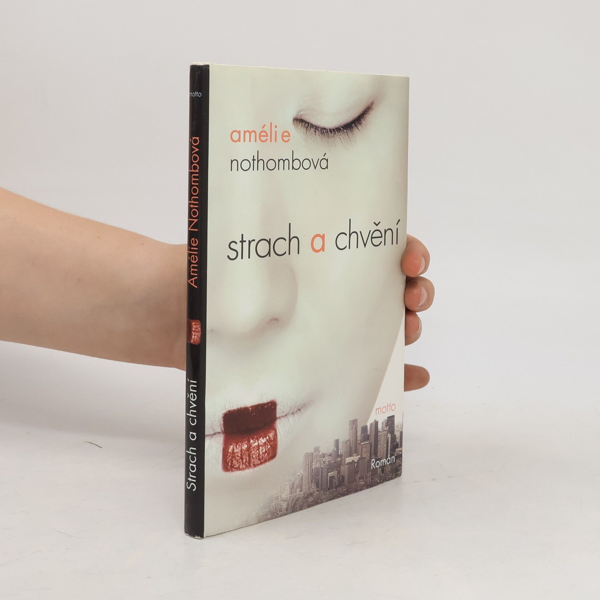 Amélie Nothomb Strach a chvění