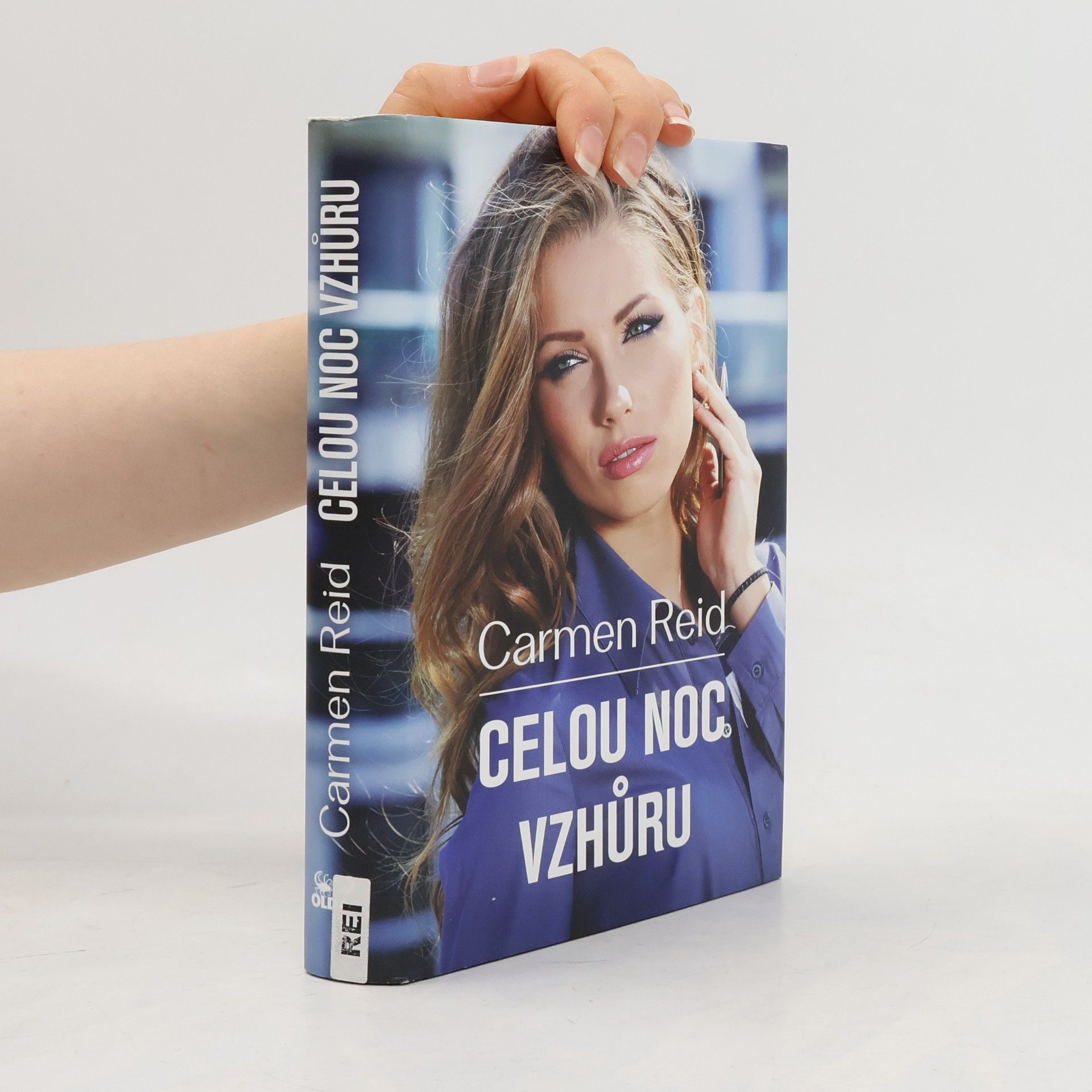 Carmen Reid Celou noc vzhůru
