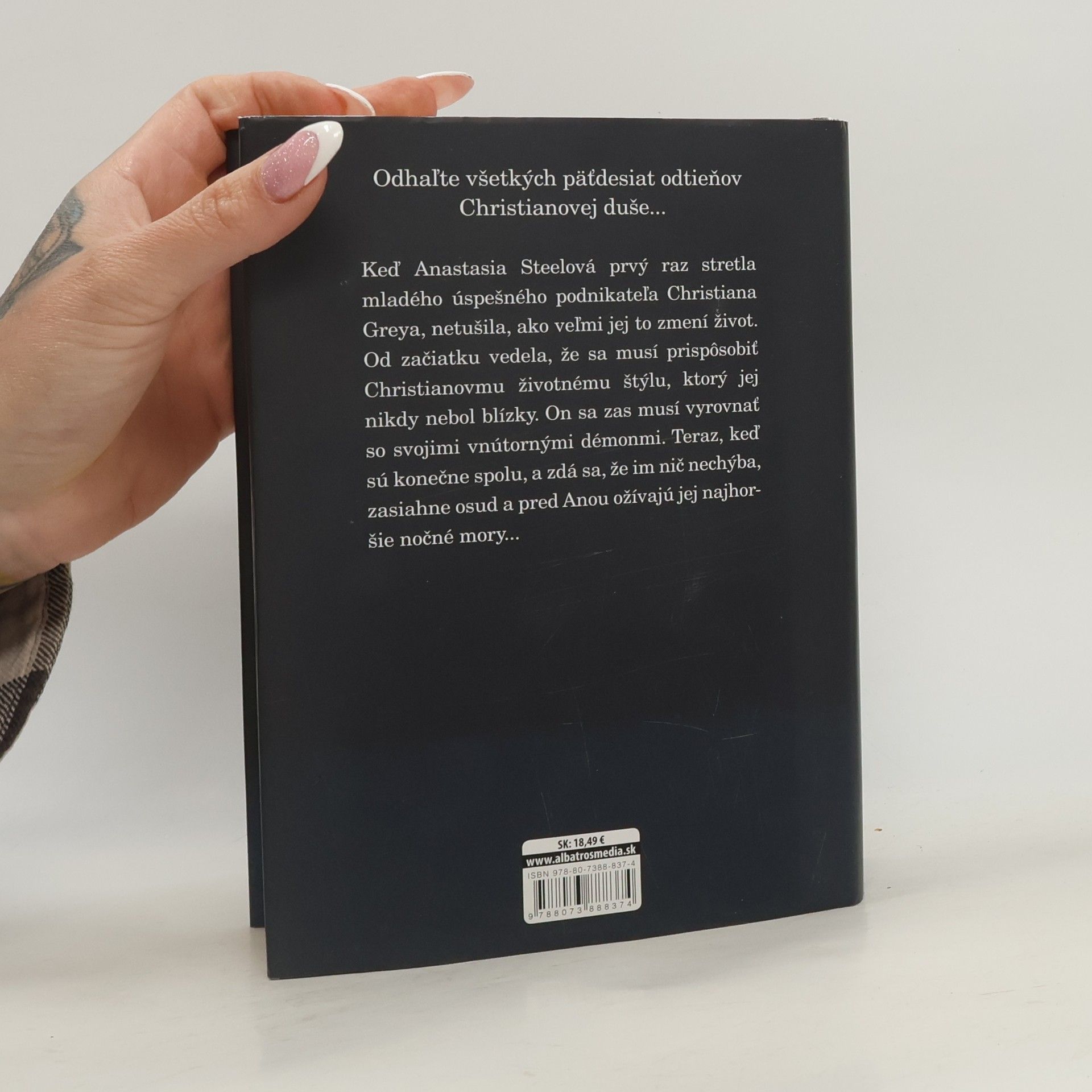 E. L. James Päťdesiat odtieňov slobody