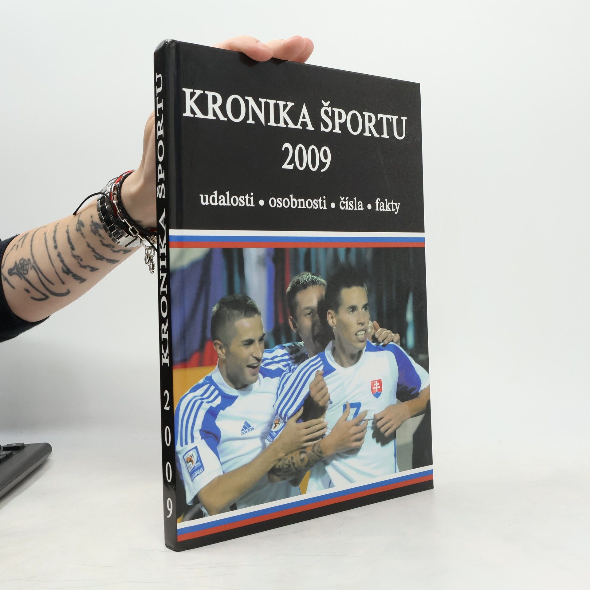 Autorenkollektiv Kronika športu 2009