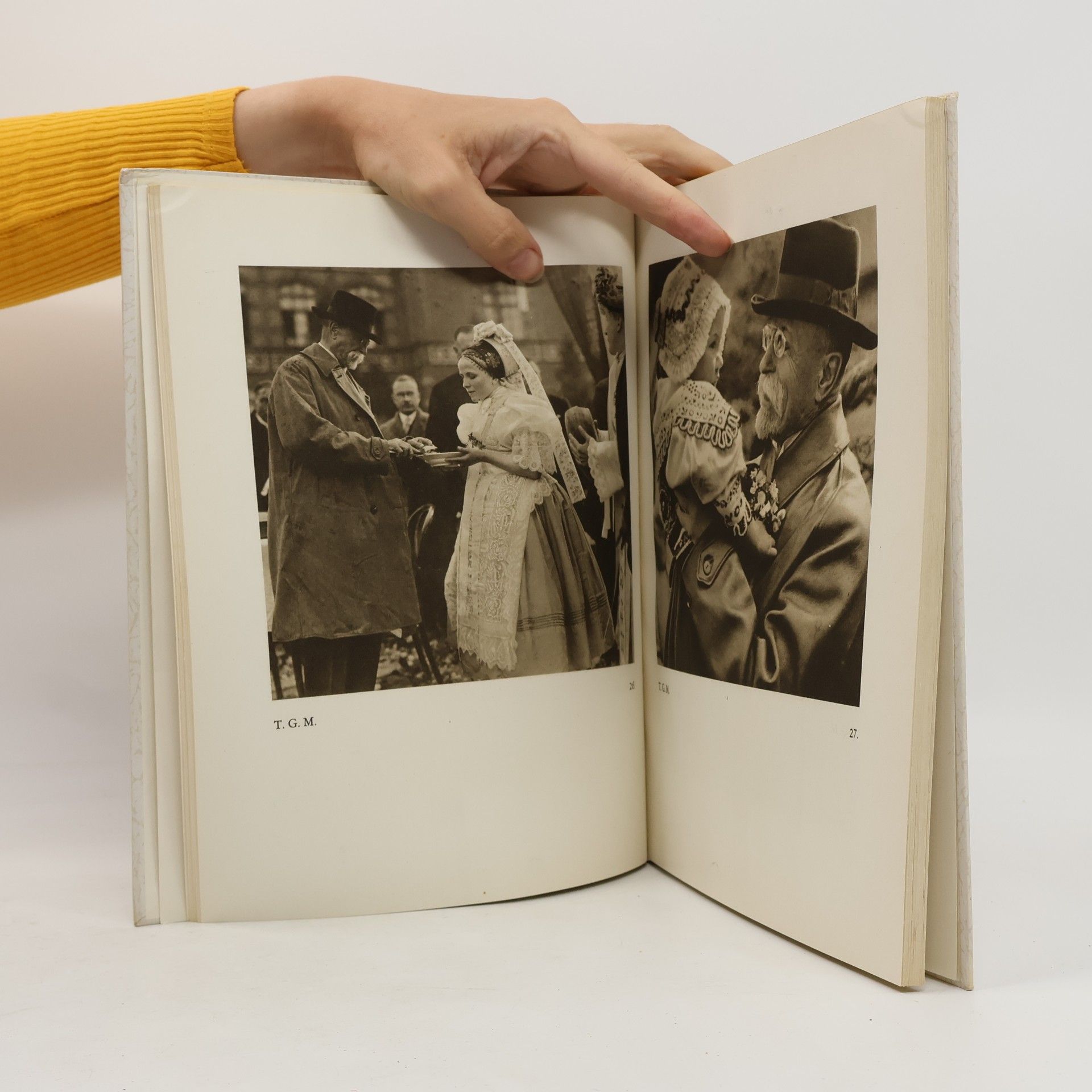 Karel Čapek Masaryk ve fotografii. Posmrtné doplněné vydání