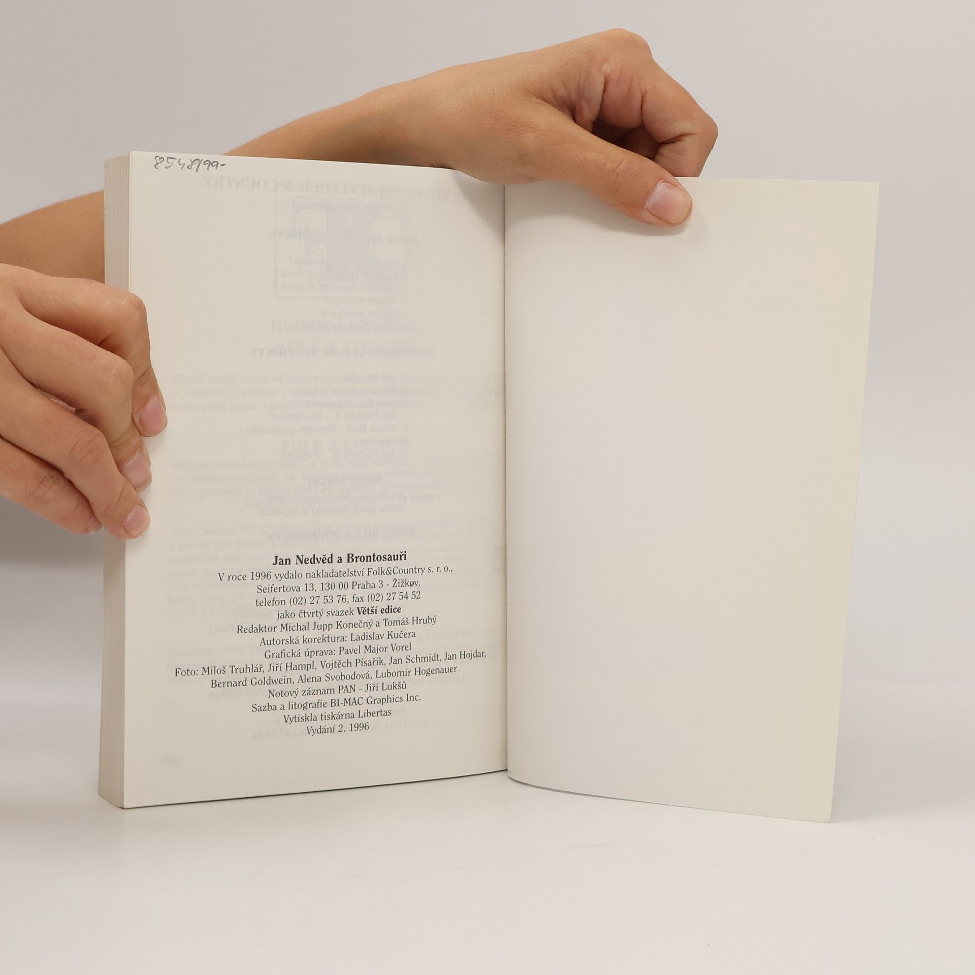 Collectif d'auteurs Jan Nedvěd a Brontosauři