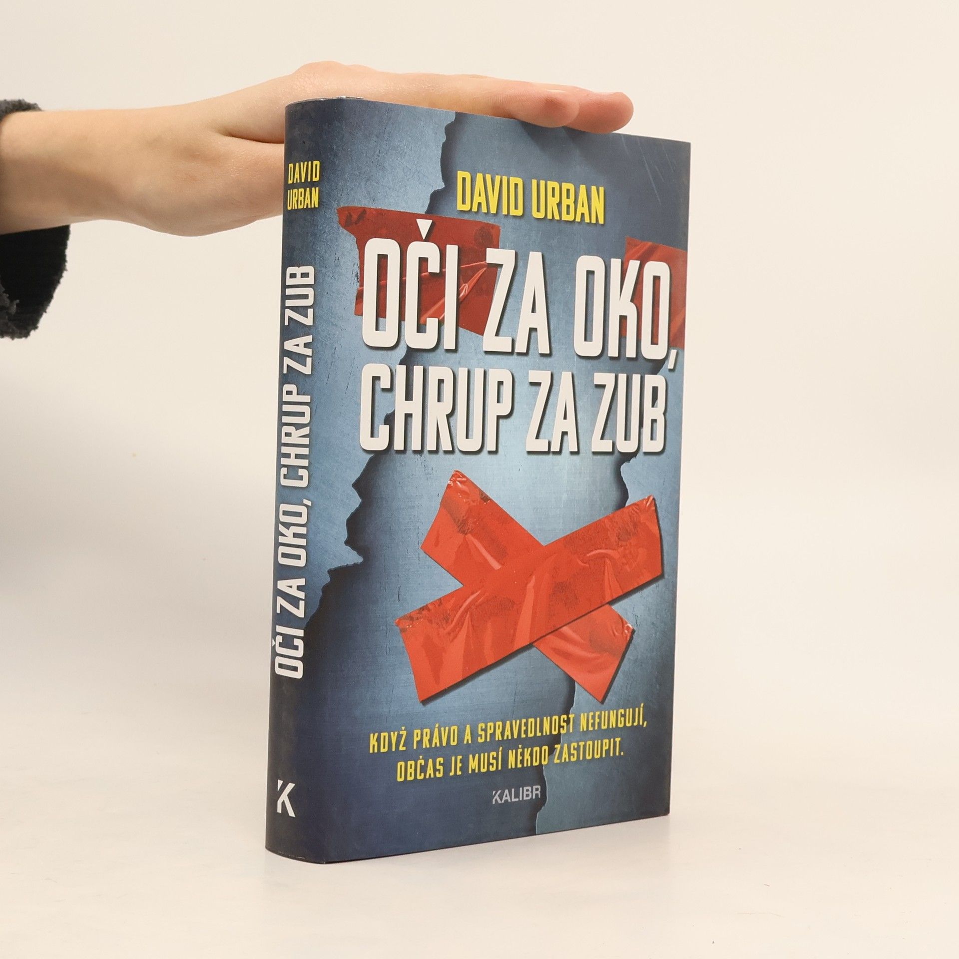 David Urban Oči za oko, chrup za zub