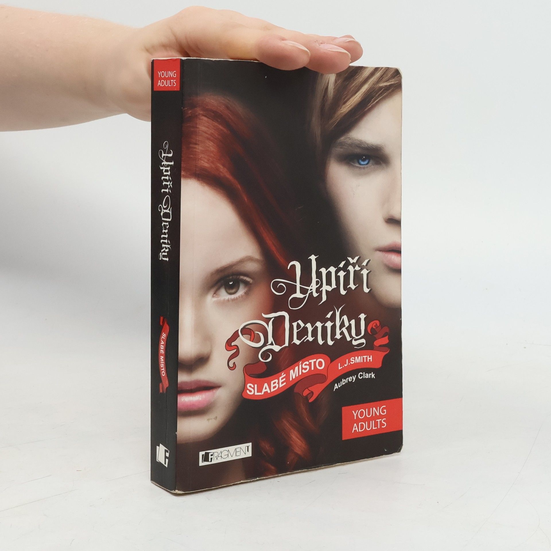 L. J. Smith Upíří deníky. Slabé místo