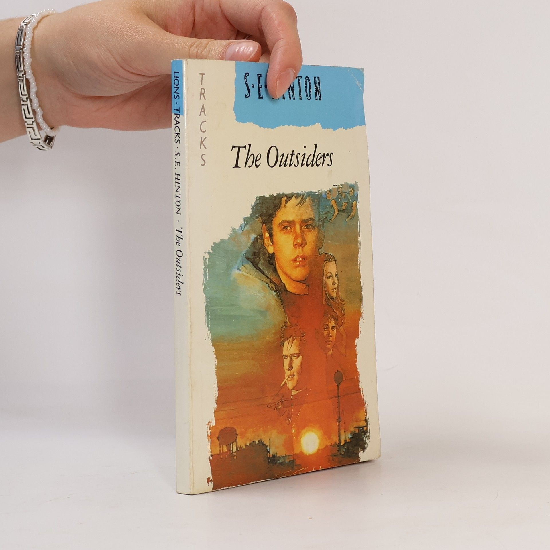 Susan E. Hinton The Outsiders