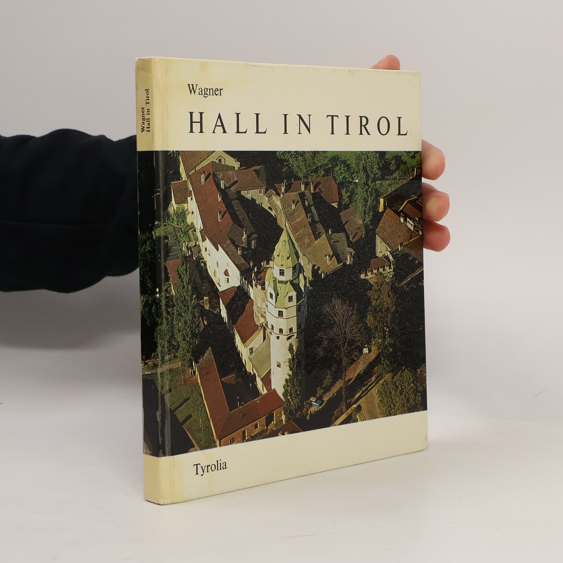 Leopold Wagner Hall in Tirol