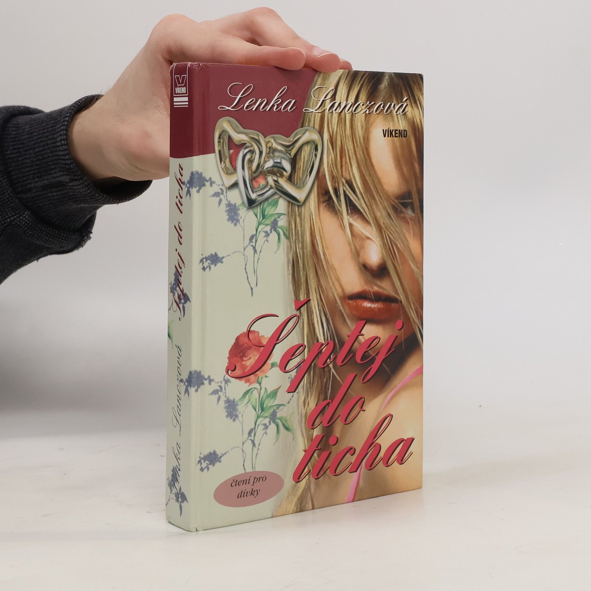 Lenka Lanczová Šeptej do ticha
