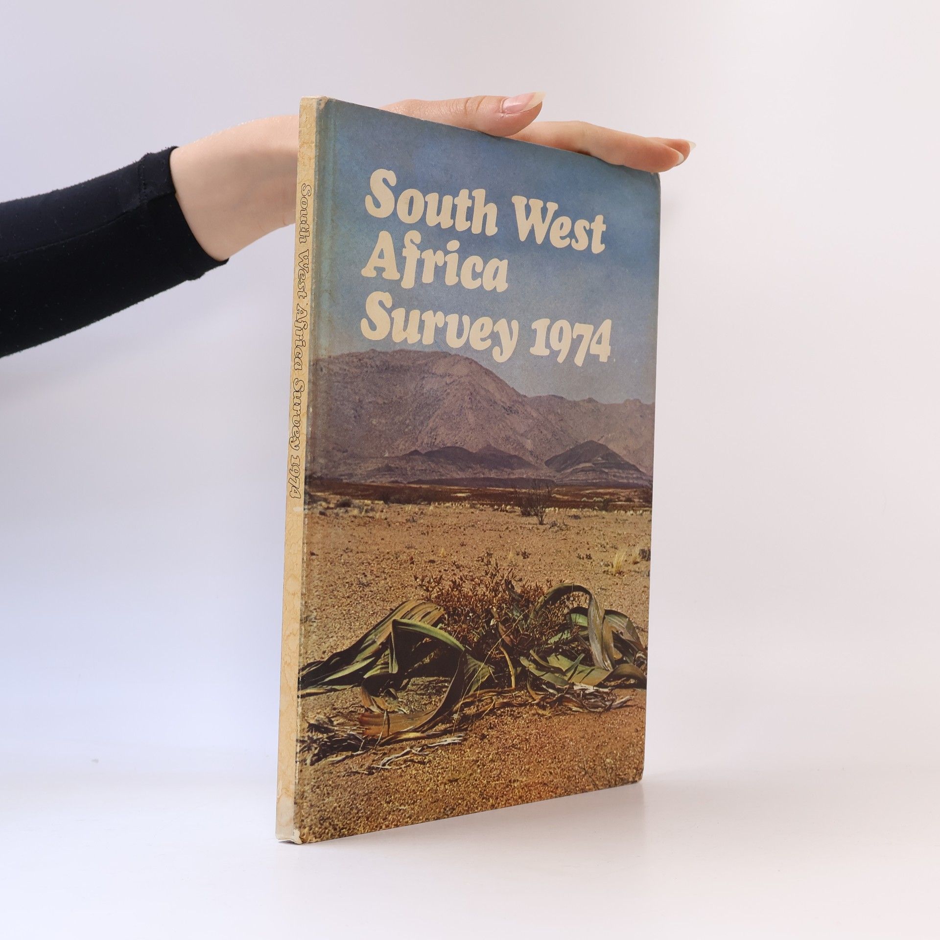 Autorenkollektiv South West Africa Survey 1974