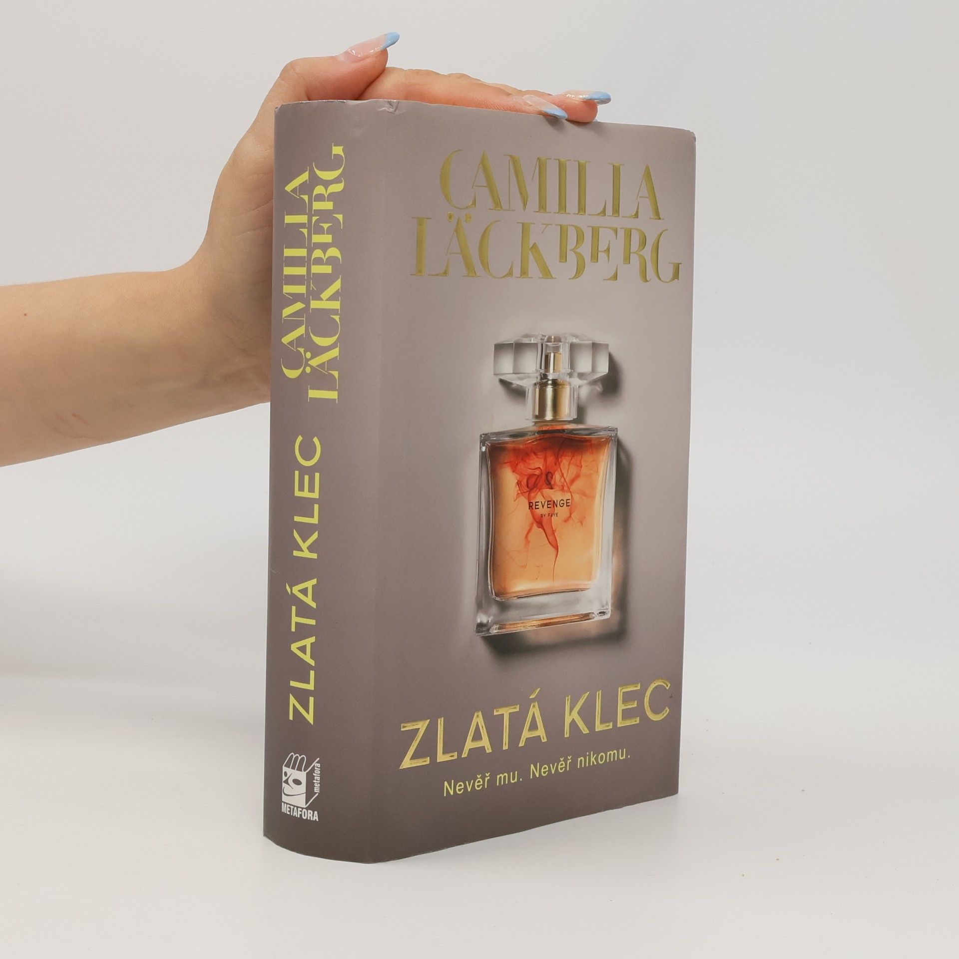 Camilla Läckberg Zlatá klec