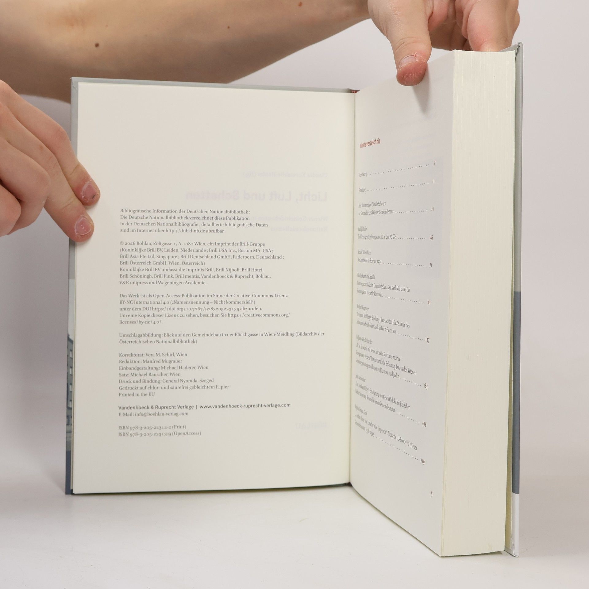 Claudia Kuretsidis-Haider Licht, Luft und Schatten: Wiener Gemeindebauten in Austrofaschismus und Nationalsozialismus
