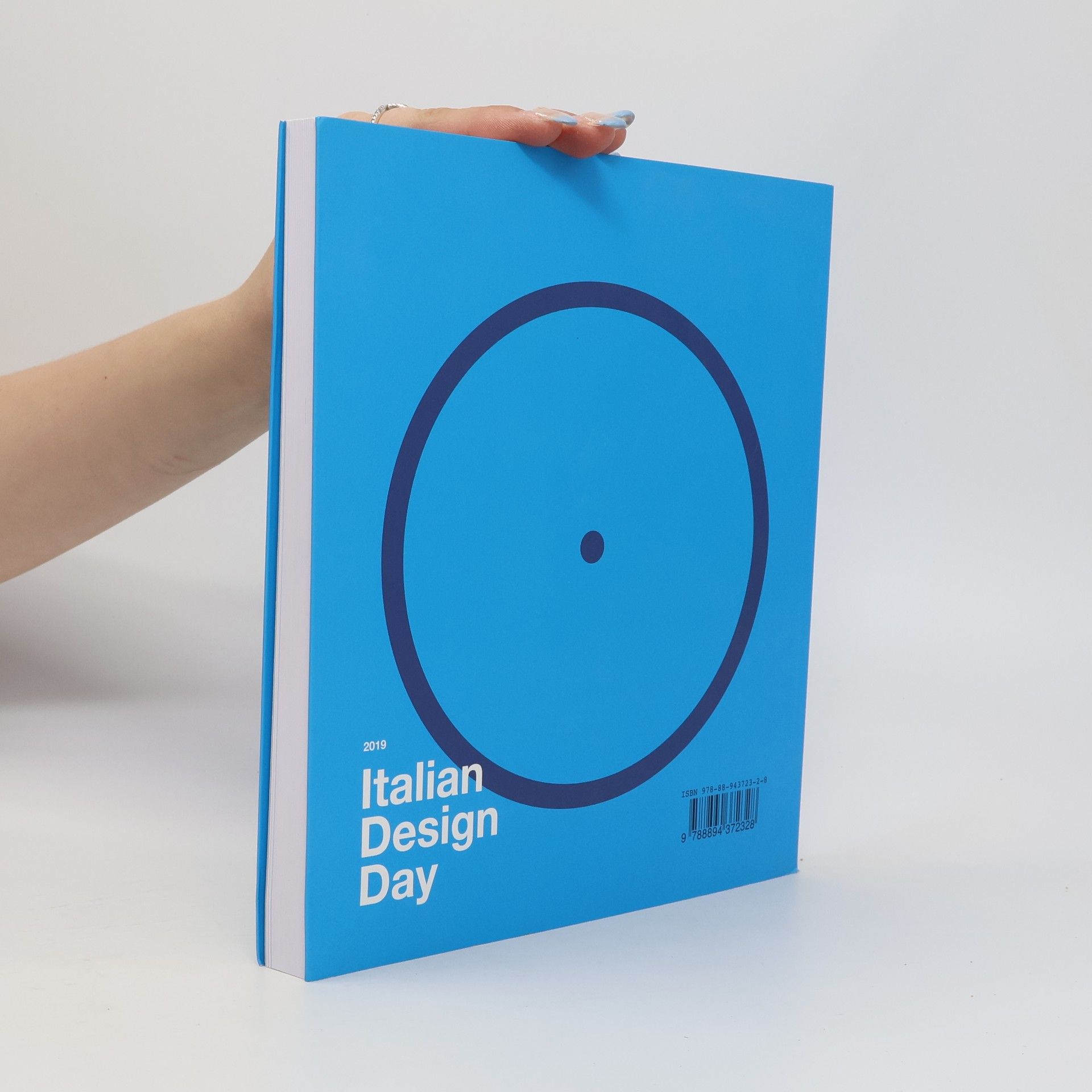 Various authors Il Design e la città del futuro. Qualità della vita e nuove frontiere dell' abitare. Design and the City of the Future. Quality of Life and New Frontiers for Living