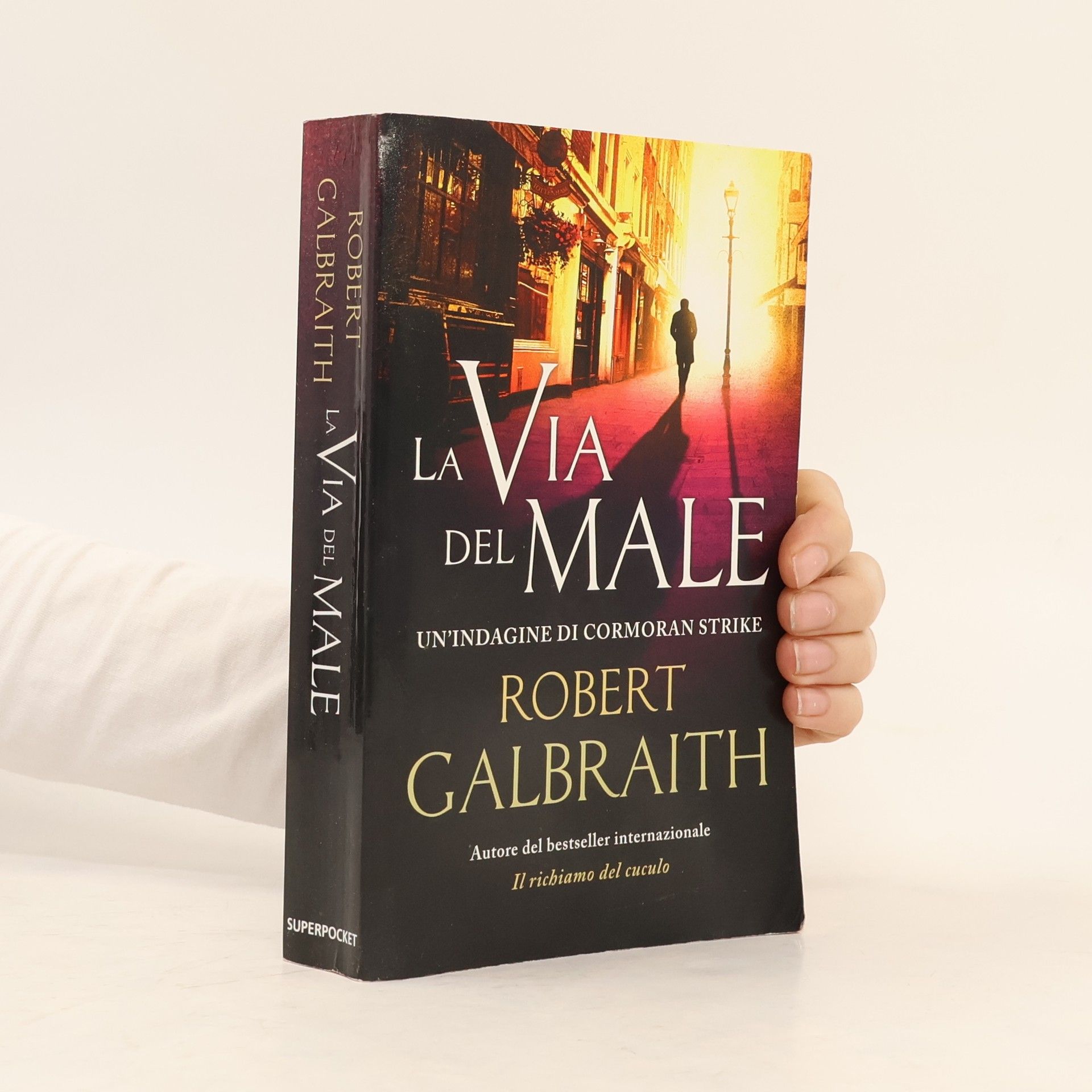 Robert Galbraith La via del male. Un'indagine di Cormoran Strike - Bestseller