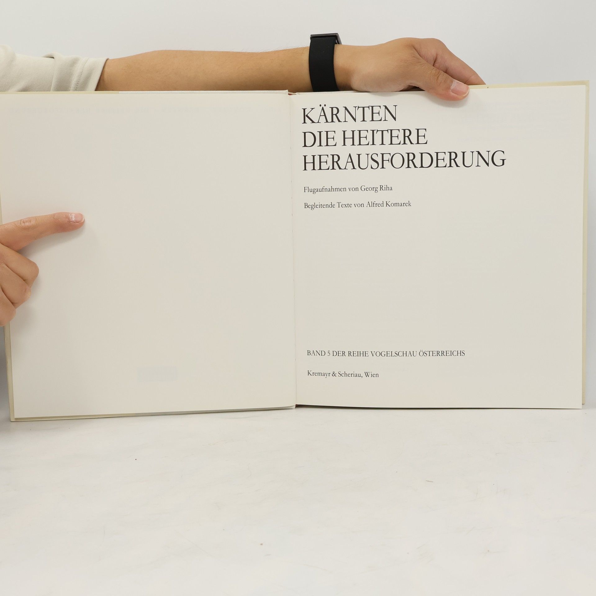 Georg Riha Kärnten. Die heitere Herausforderung