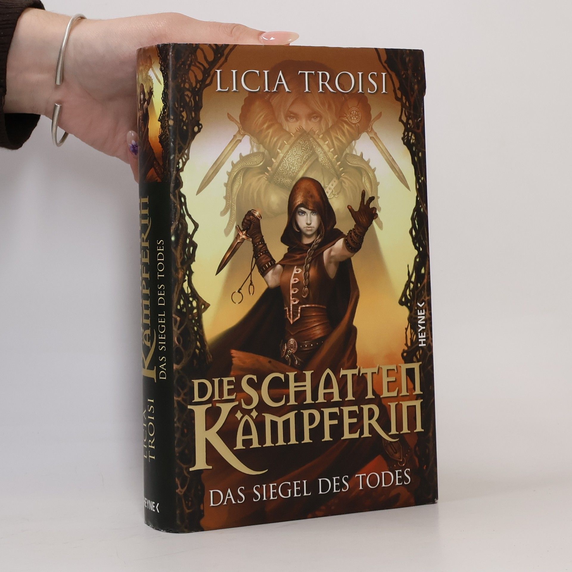 Licia Troisi Die Schattenkämpferin
