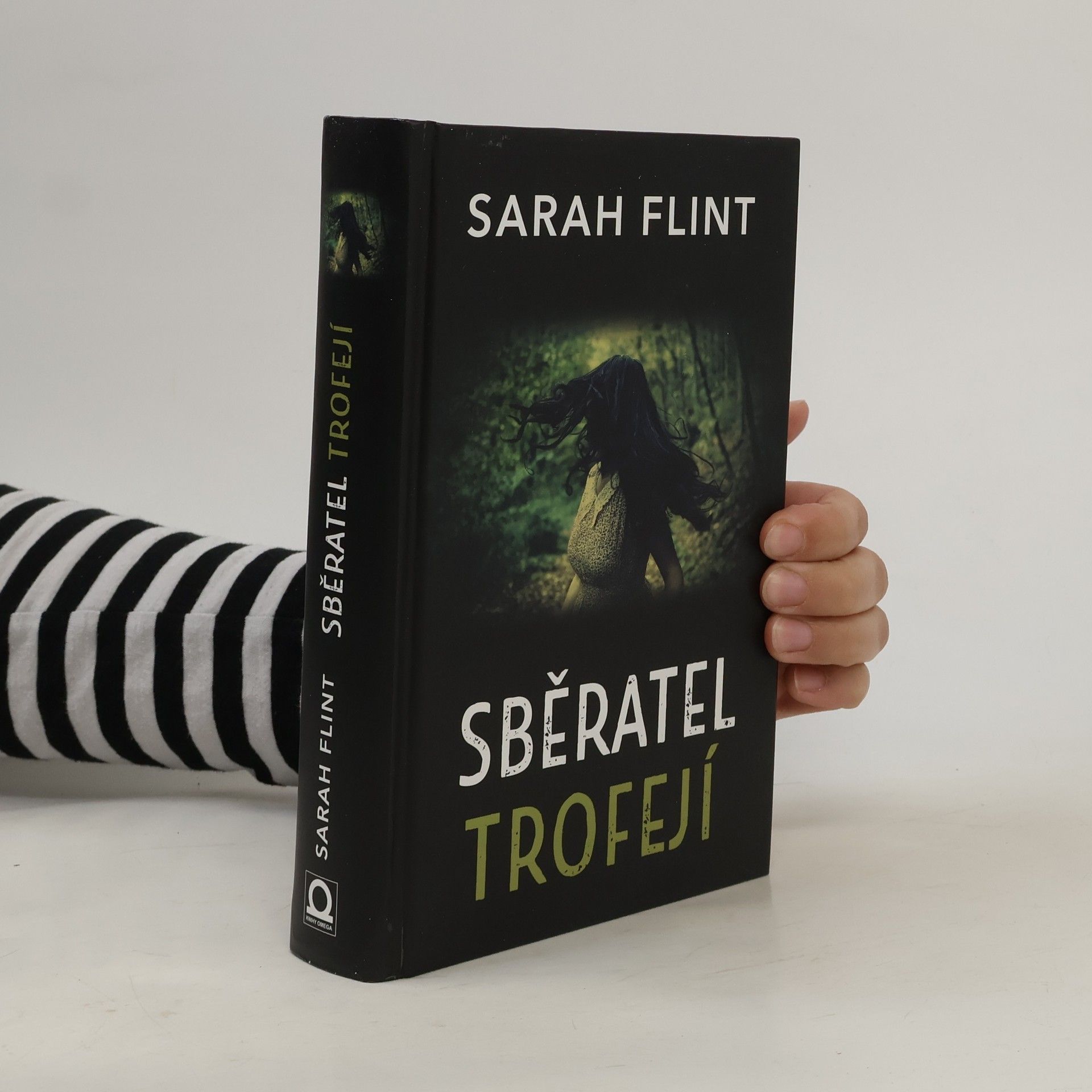 Sarah Flint Sběratel trofejí