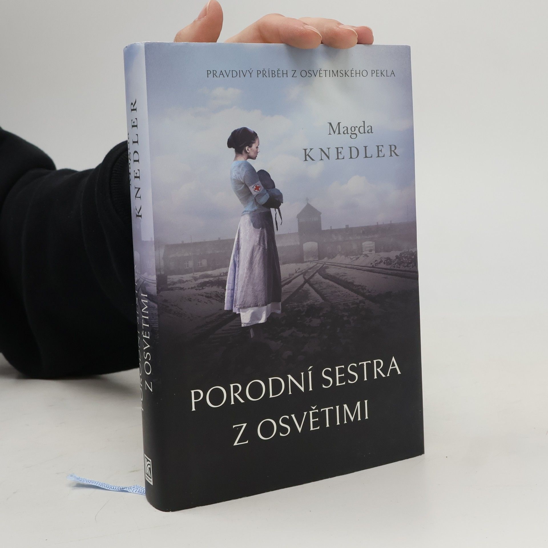 Magdalena Knedler Porodní sestra z Osvětimi