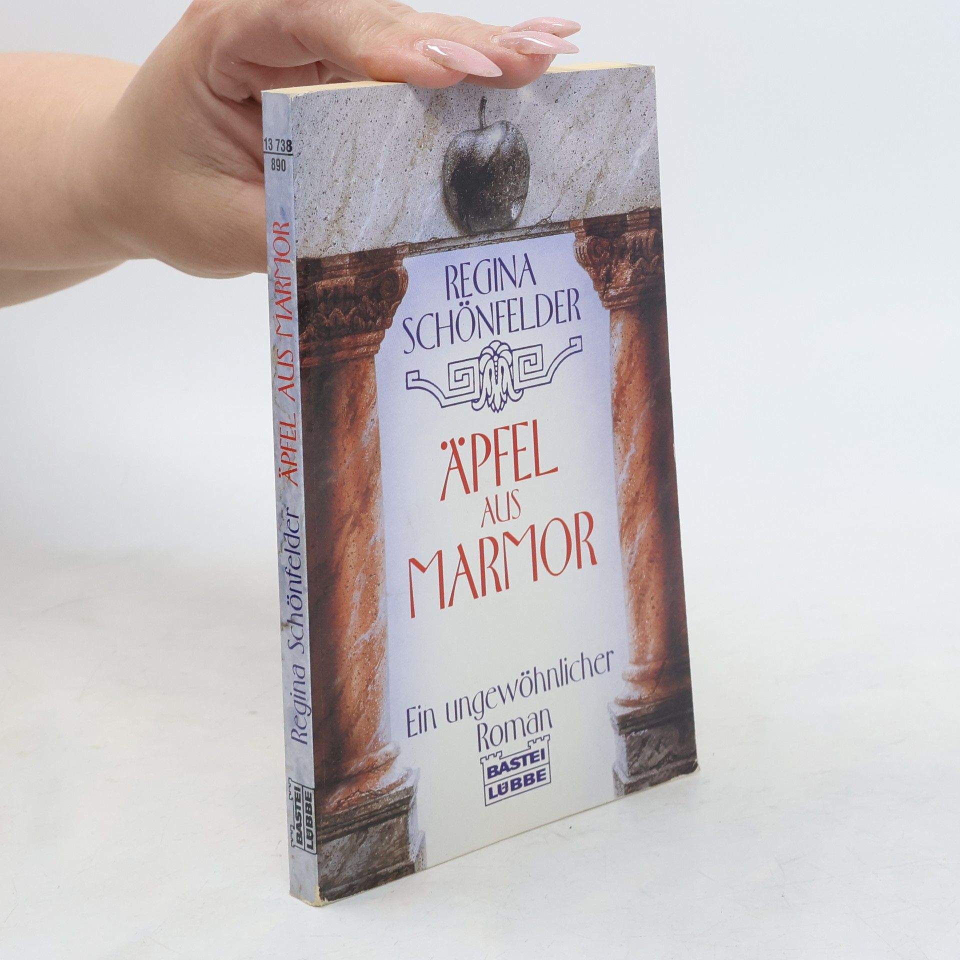 Äpfel aus Marmor. Ein ungewöhnlicher Roman