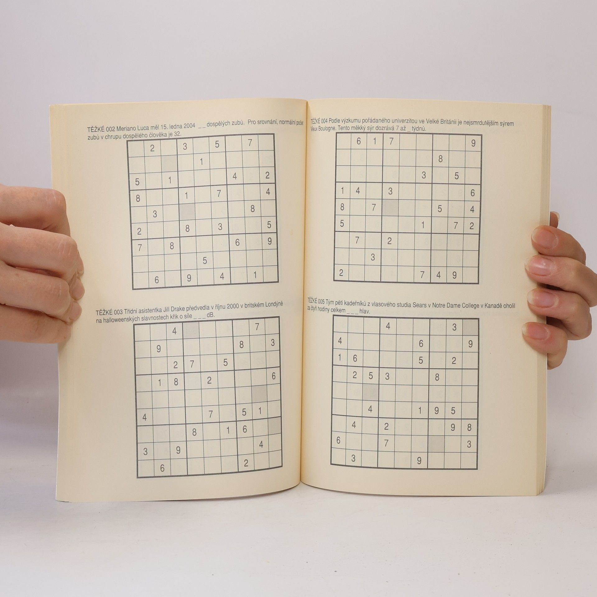 Autorenkollektiv 169 Sudoku s tajenkami. Rekordy