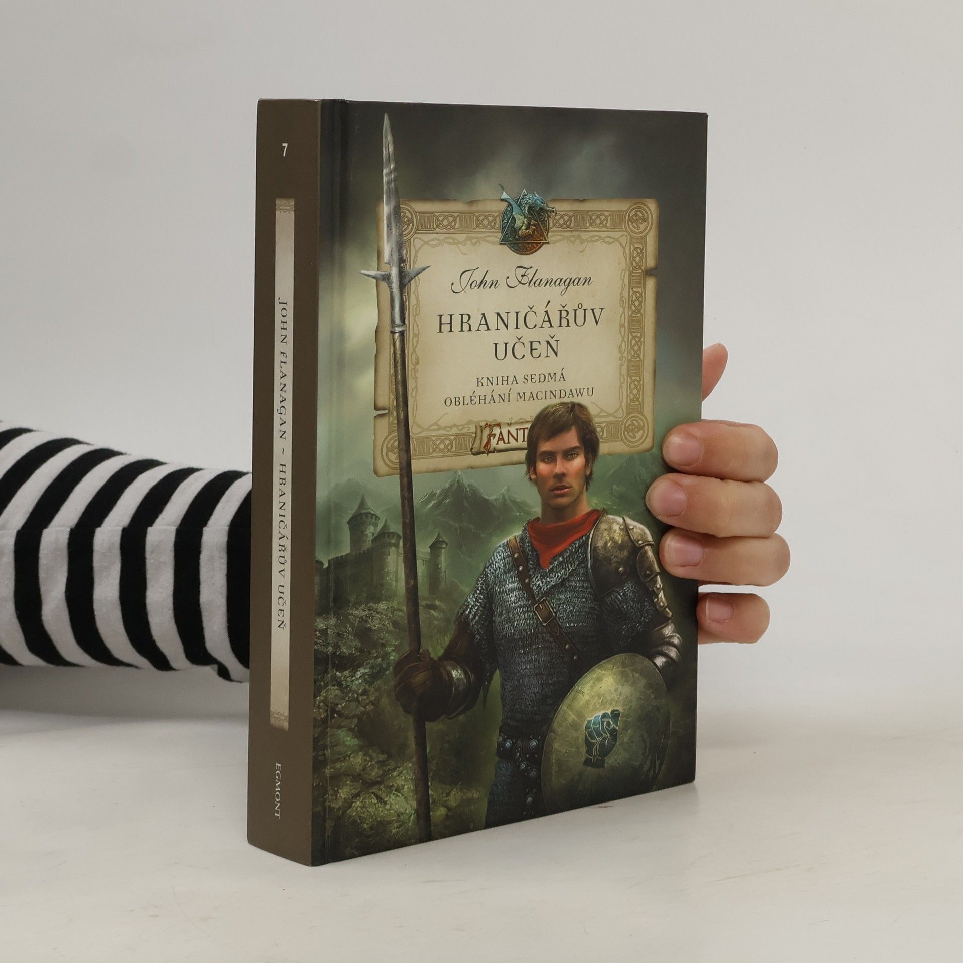 John Flanagan Hraničářův učeň. Obléhání Macindawu