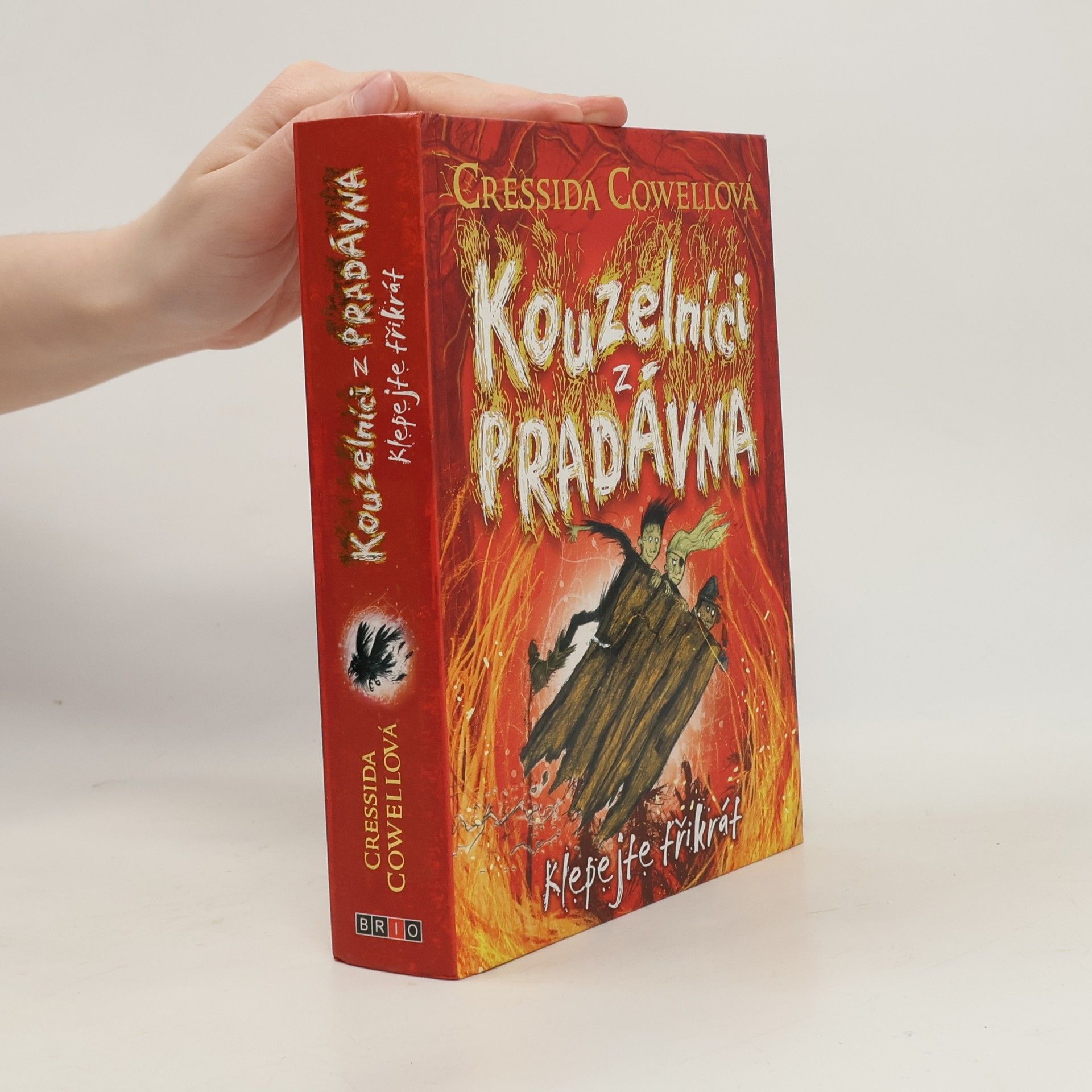 Cressida Cowell Klepejte třikrát