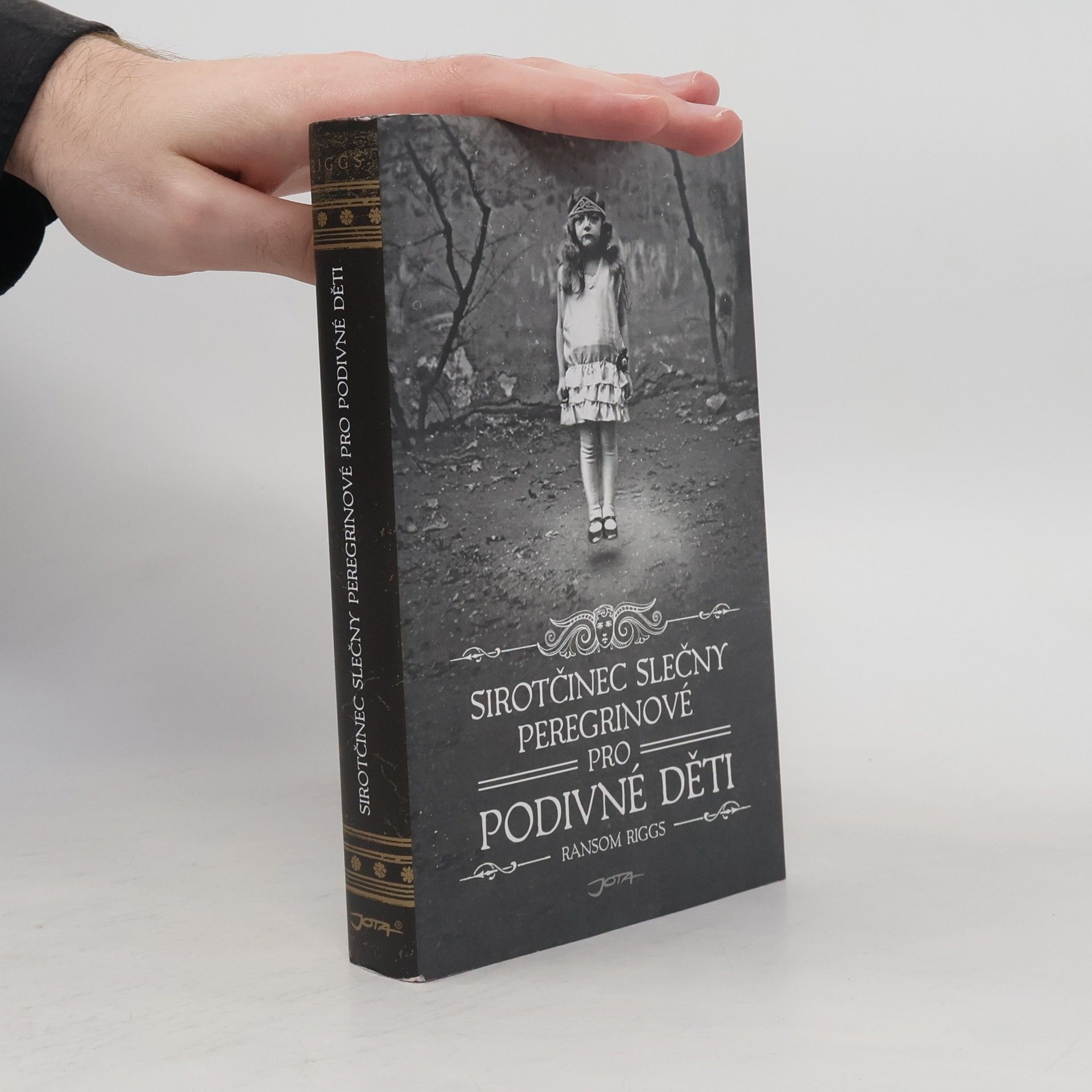 Ransom Riggs Sirotčinec slečny Peregrinové pro podivné děti