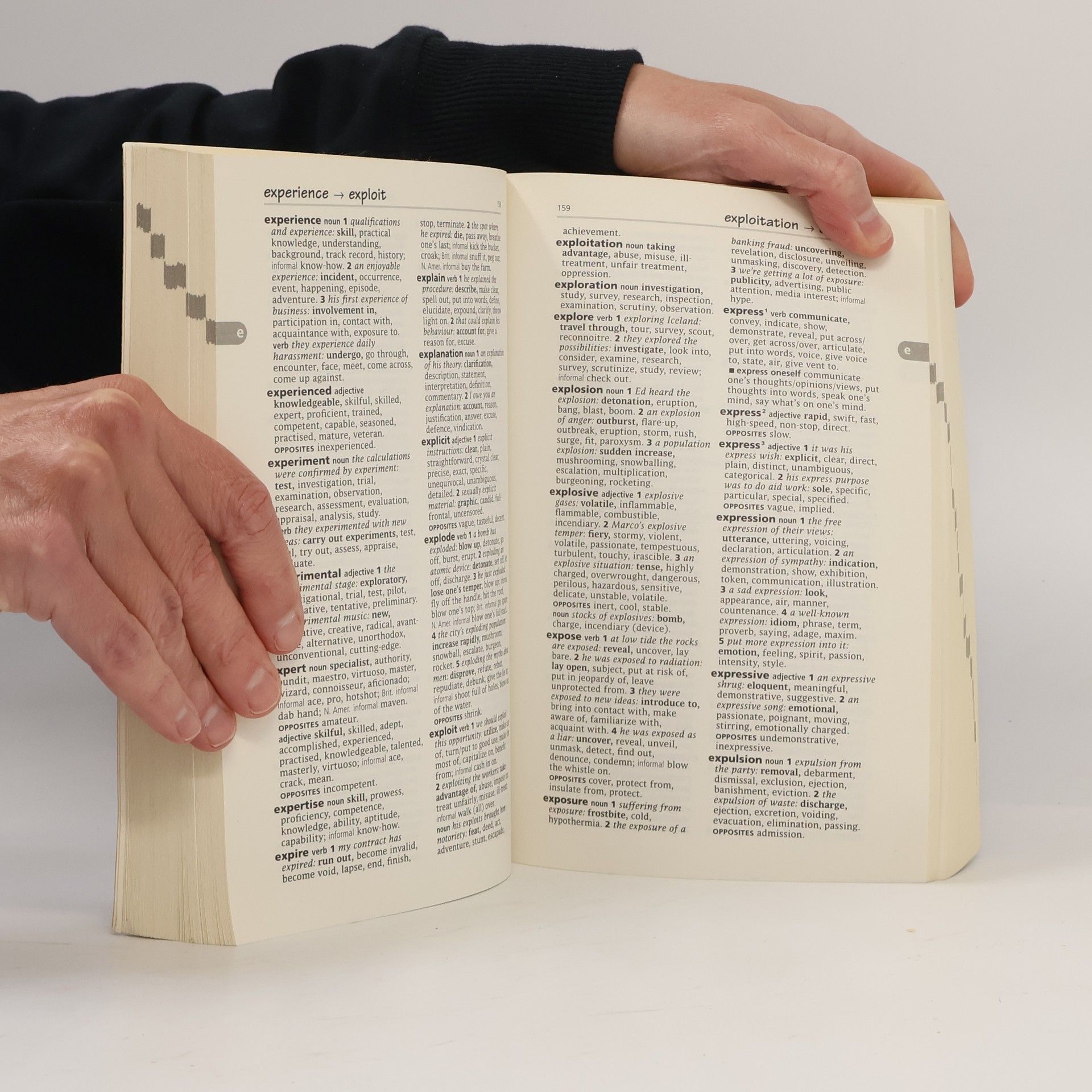 Kolektiv autorů The Oxford Dictionary of Synonyms and Antonyms