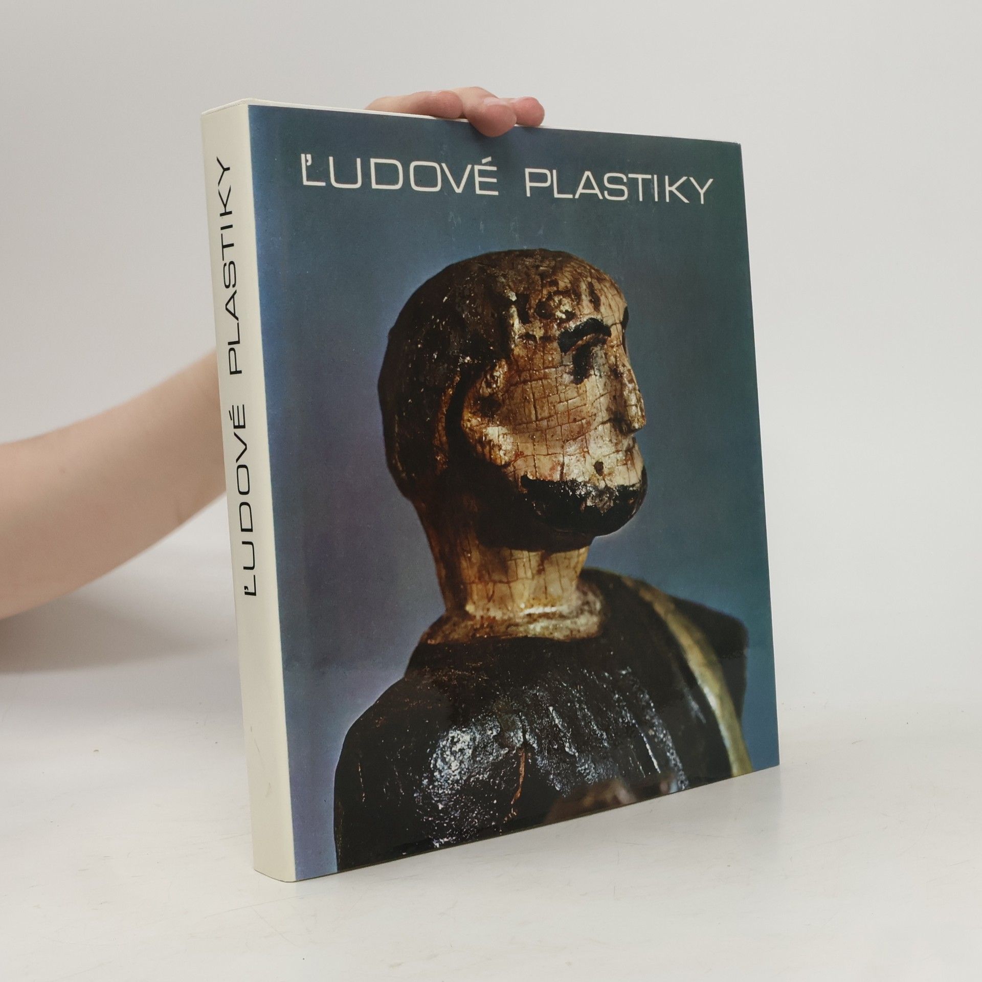Soňa Kovačevičová Ľudové plastiky