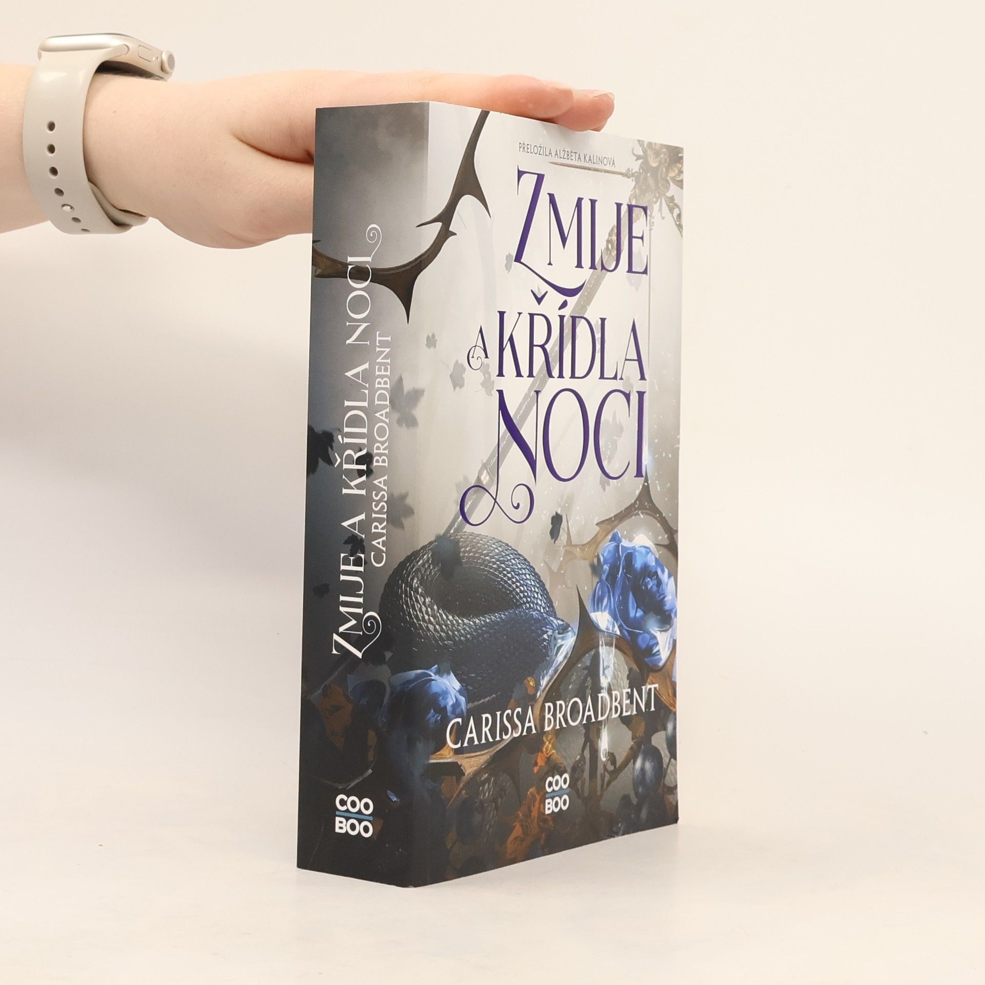 Carissa Broadbent Zmije a křídla noci