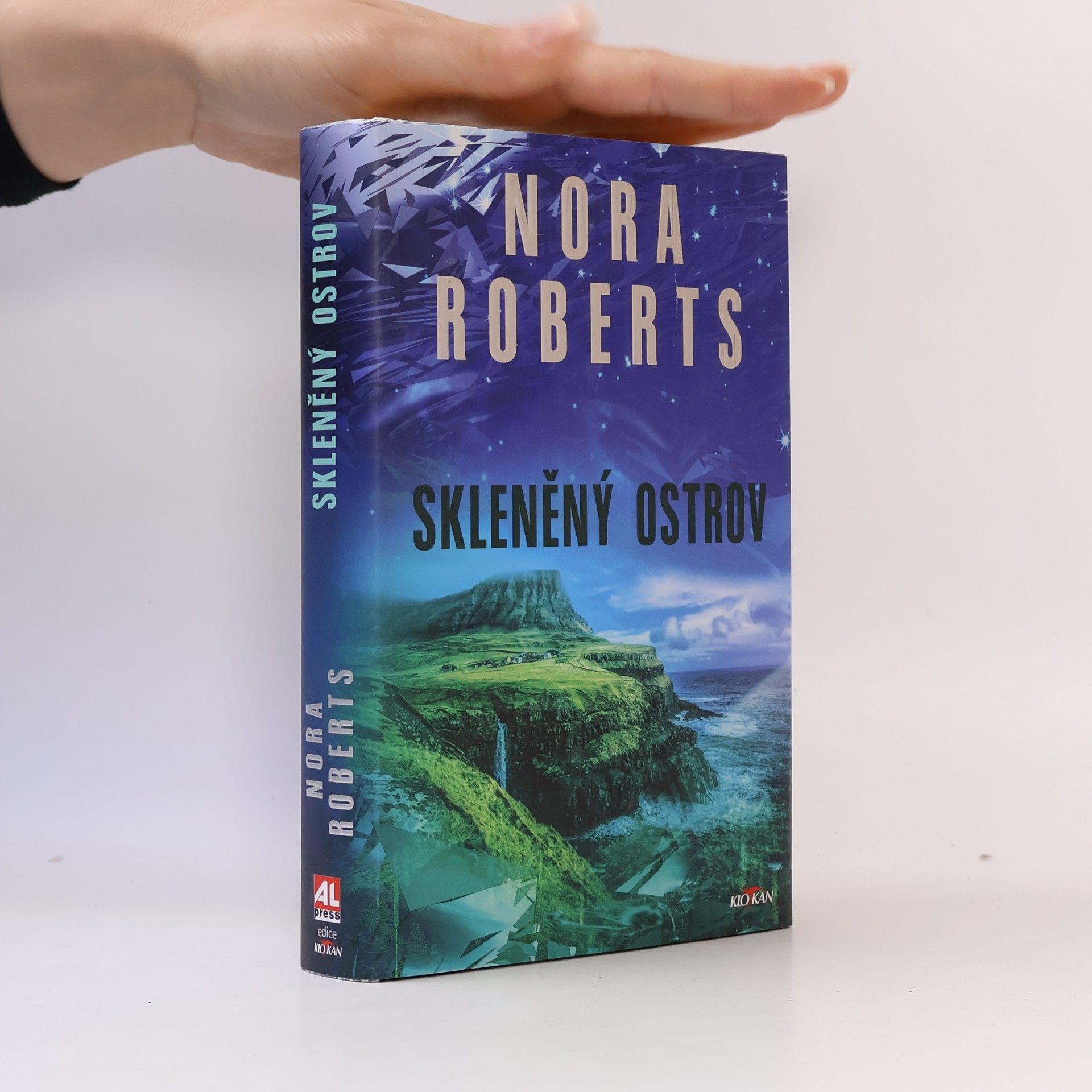 Nora Roberts Skleněný ostrov