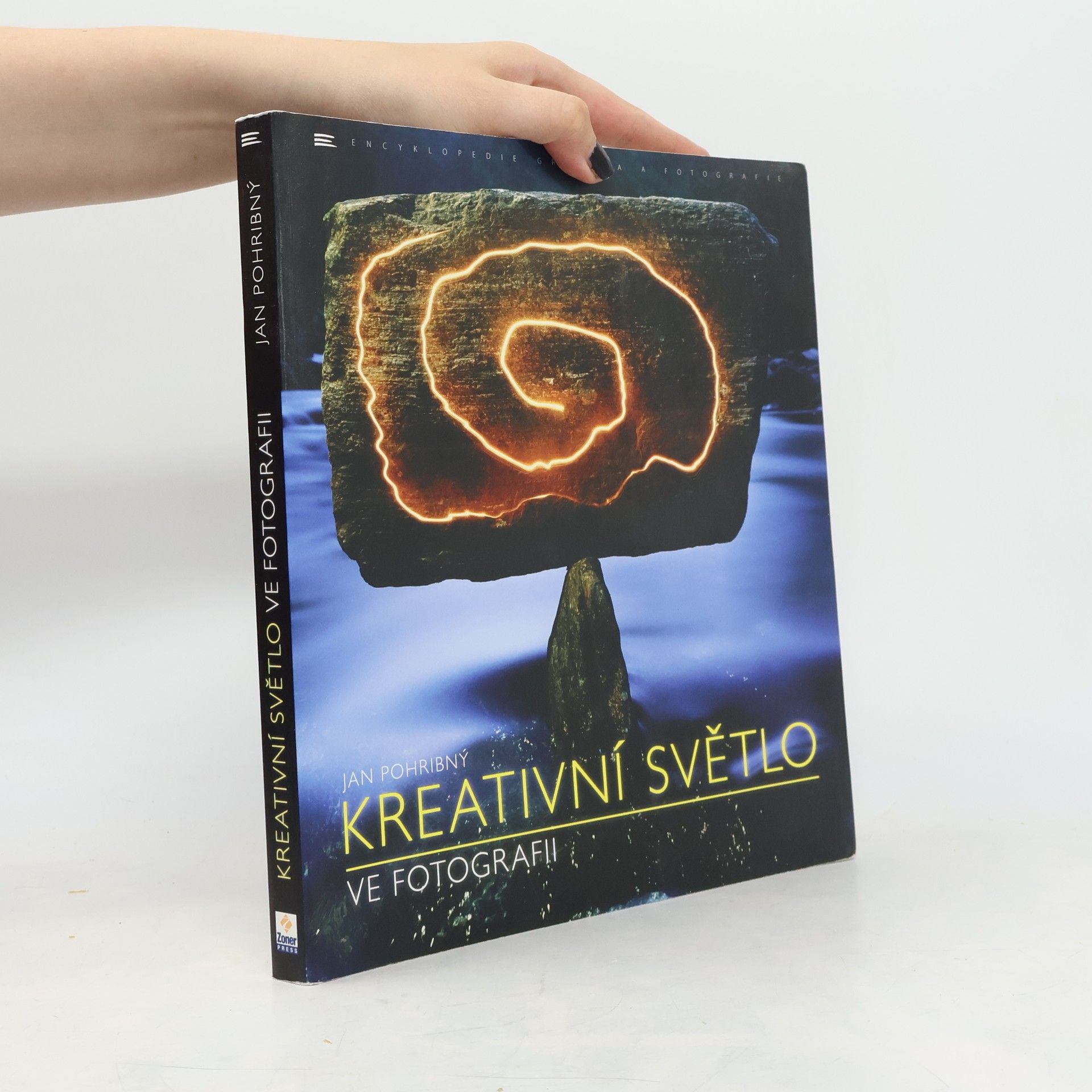 Jan Pohribný Kreativní světlo ve fotografii