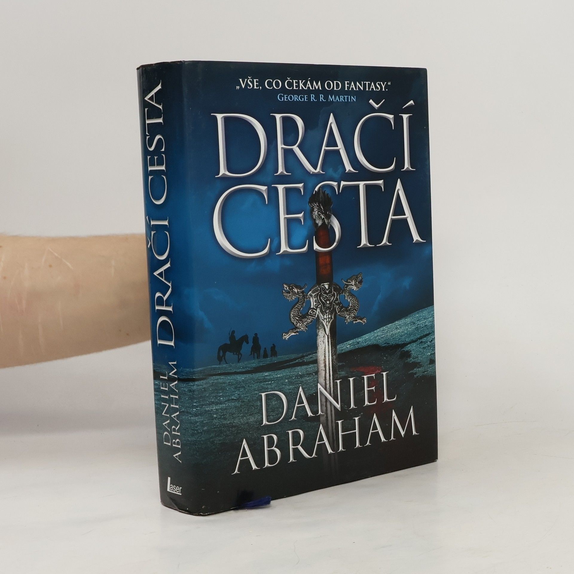 Daniel Abraham Dračí cesta: První díl cyklu Mince a dýka