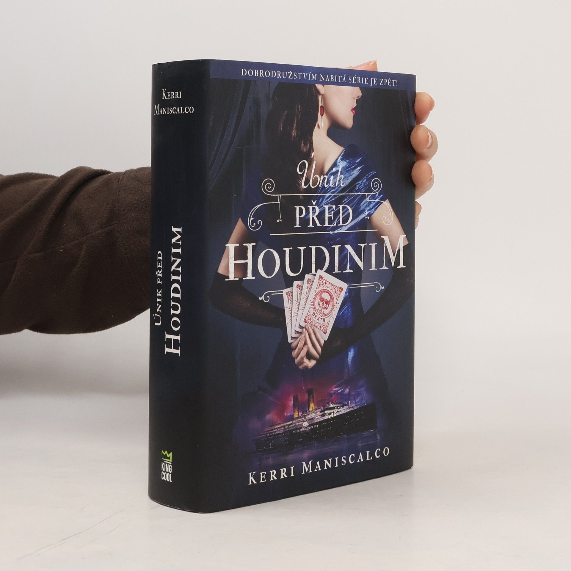 Kerri Maniscalco Únik před Houdinim