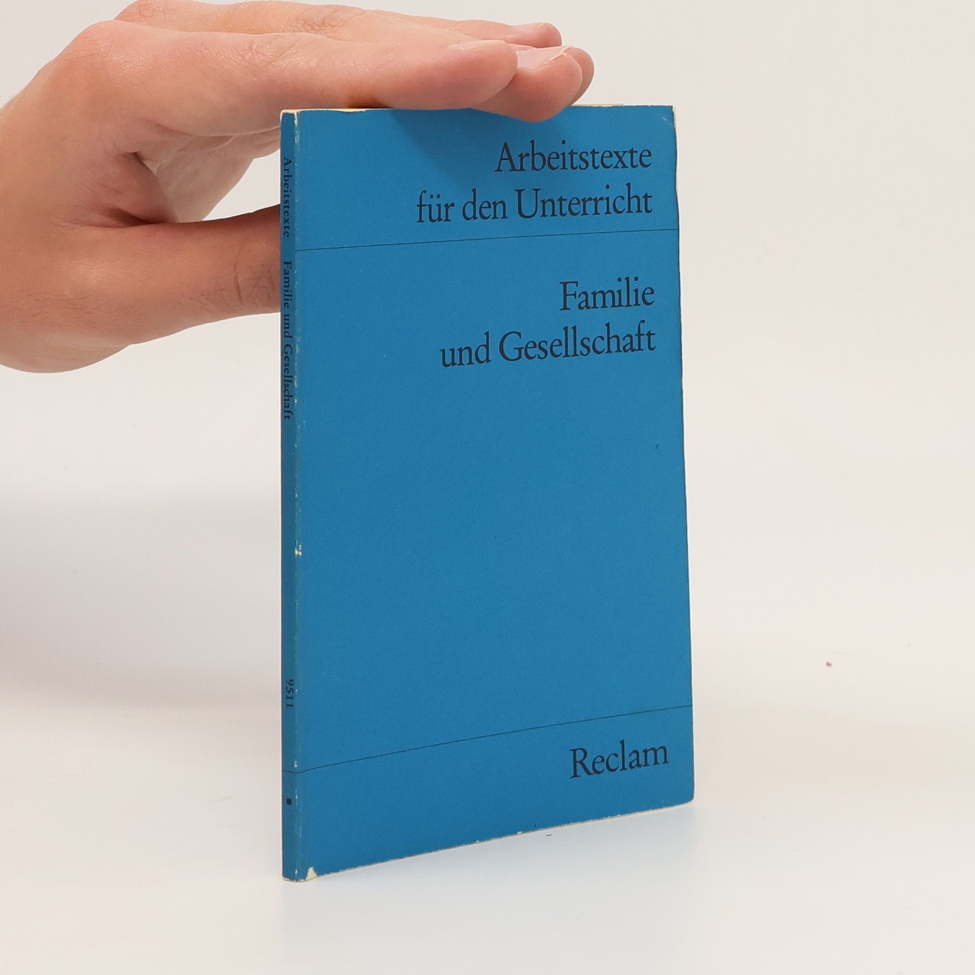 Familie und Gesellschaft.