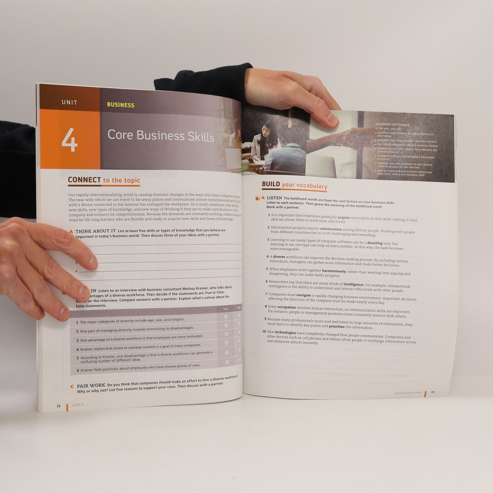 David Beglar Contemporary Topics 3 with Essential Online Resources - Fourth Edition