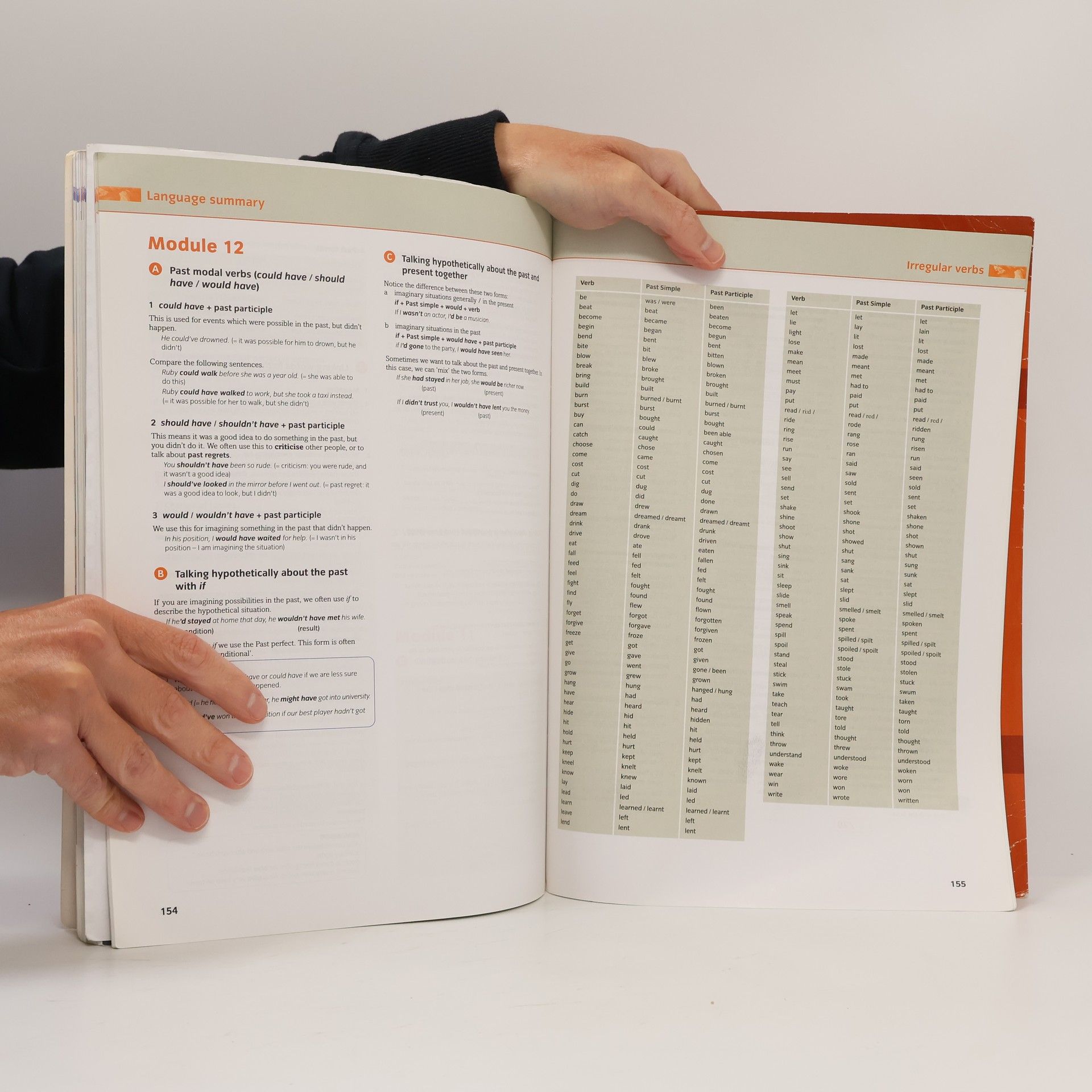 Sarah Cunningham New Cutting Edge Intermediate. Student's Book