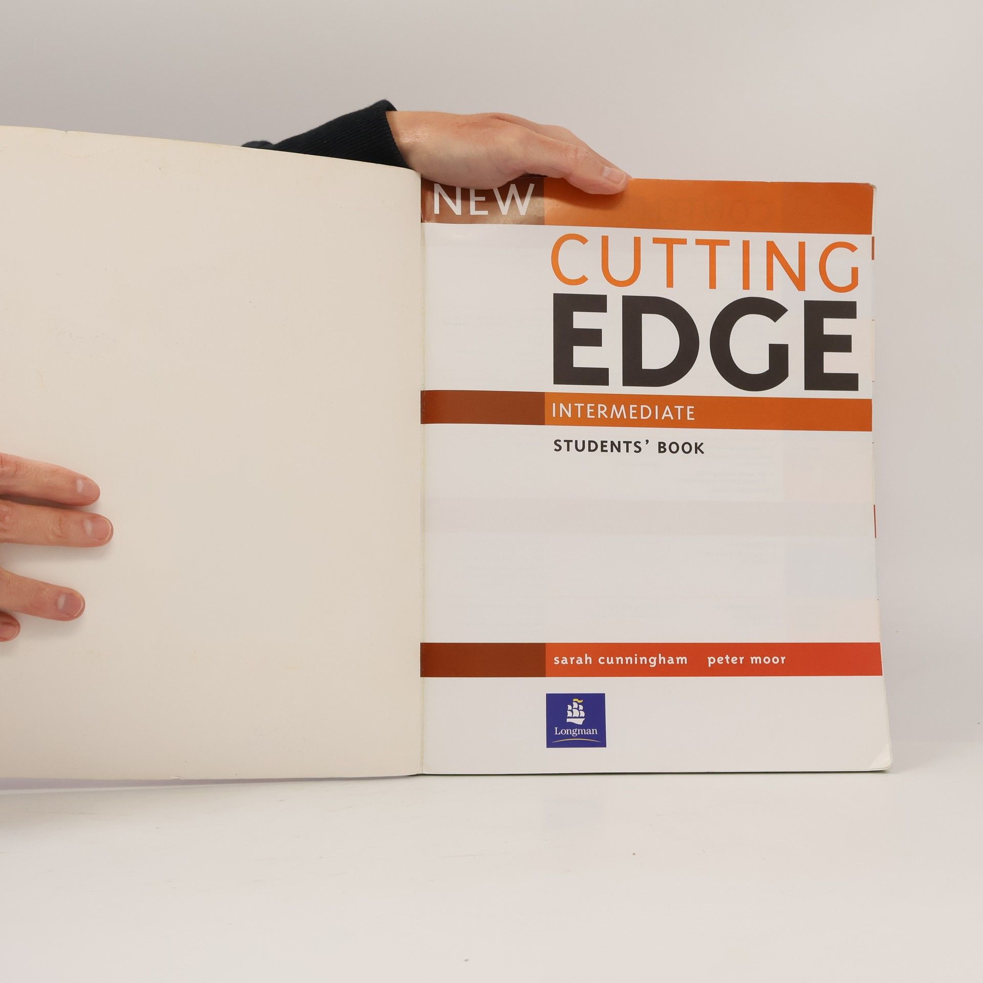 Sarah Cunningham New Cutting Edge Intermediate. Student's Book