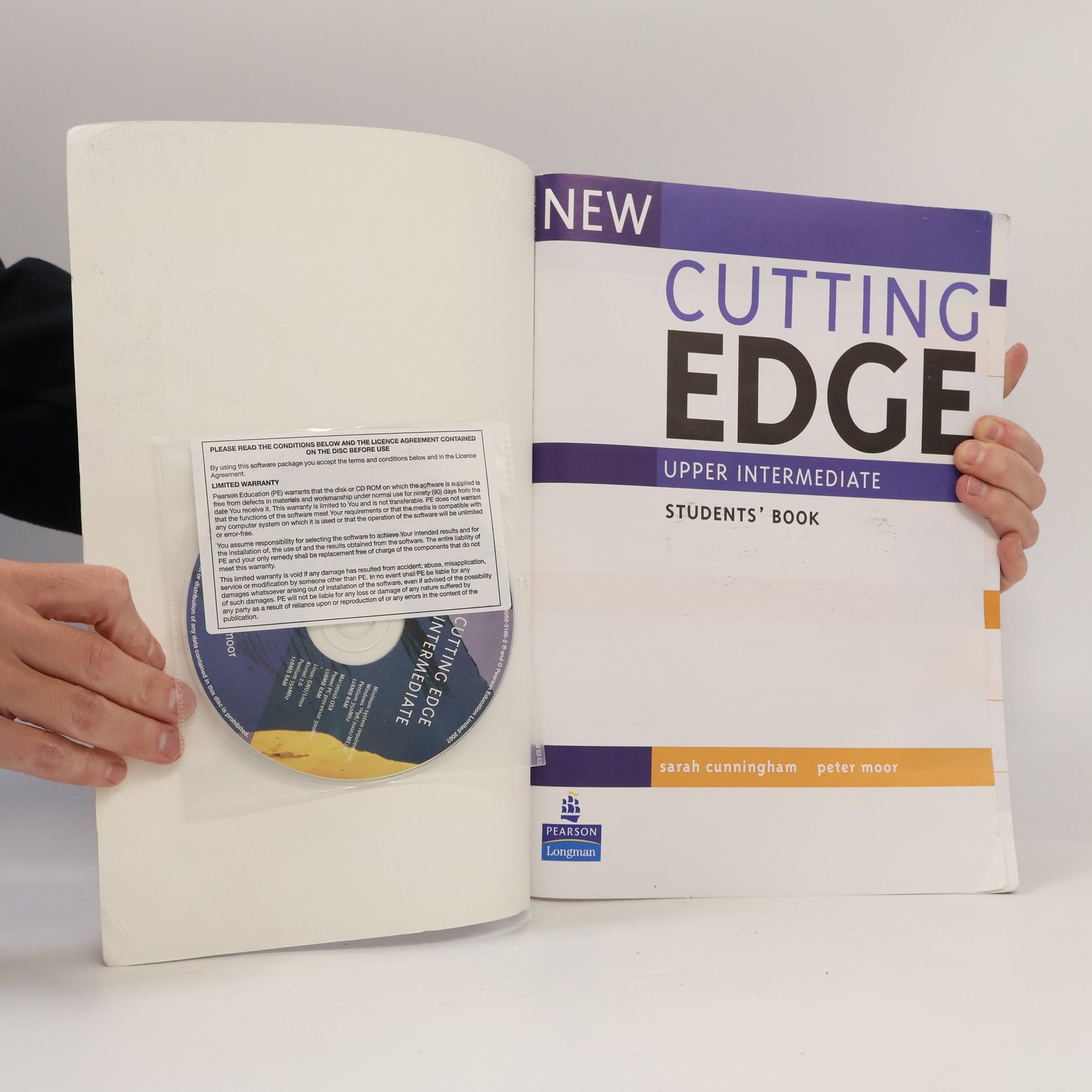 Sarah Cunningham New cutting edge : upper intermediate. Students' book
