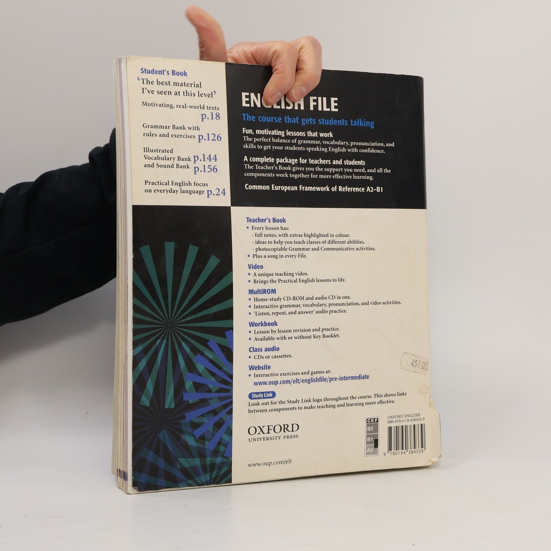 Paul Seligson New English File. Pre-intermediate Student's Book