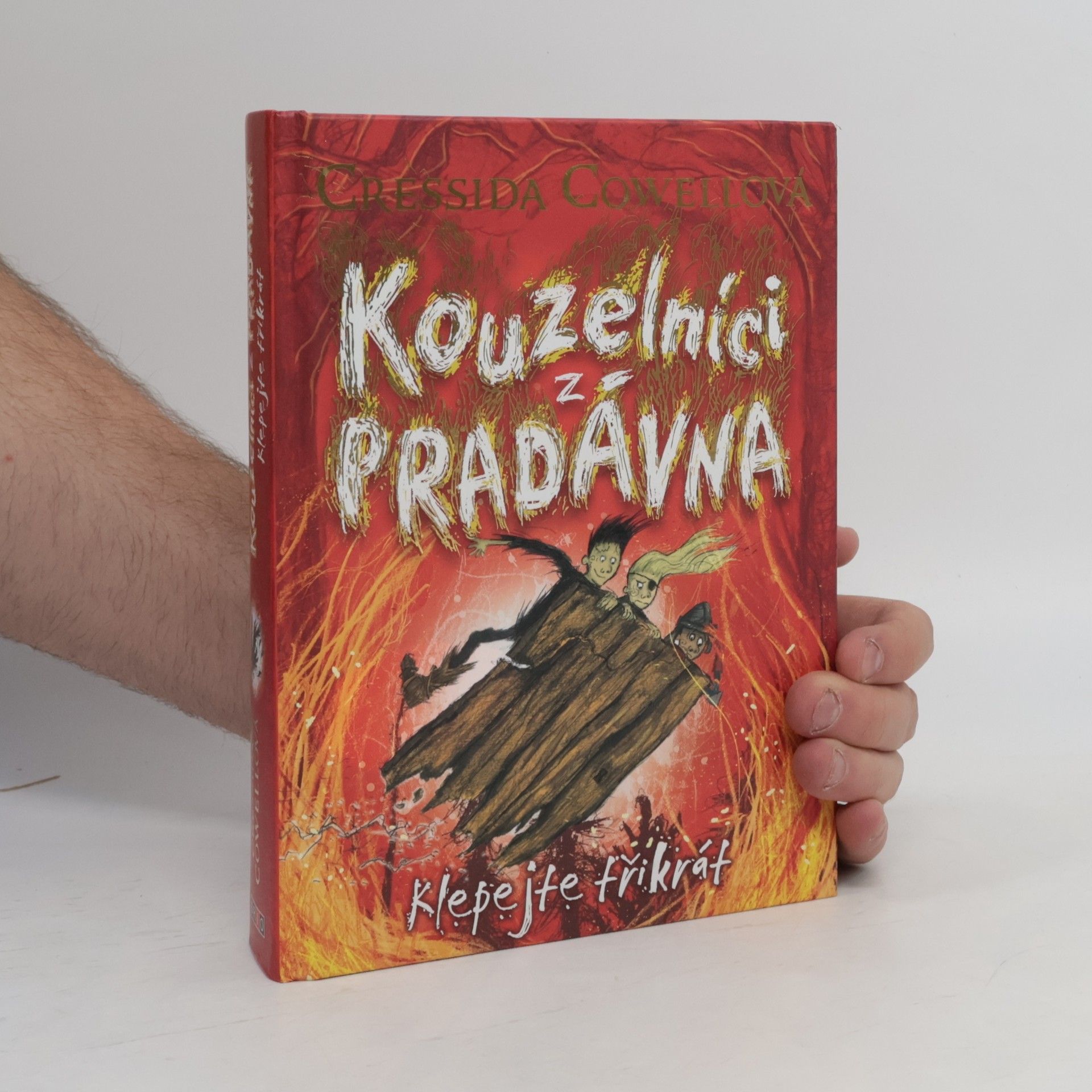 Cressida Cowell Klepejte třikrát