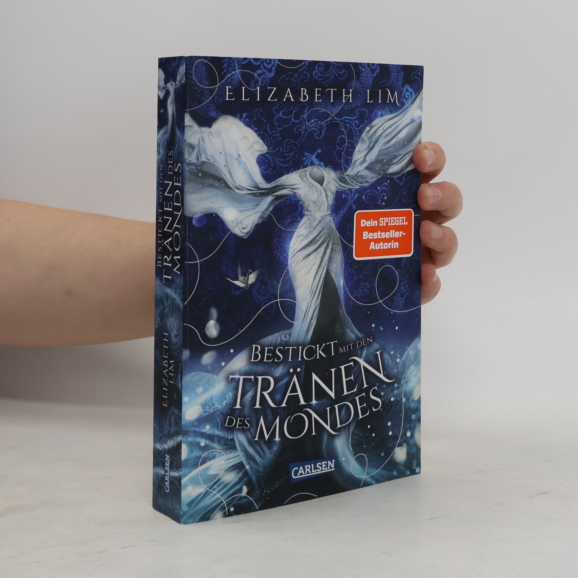 Elizabeth Lim Bestickt mit den Tränen des Mondes