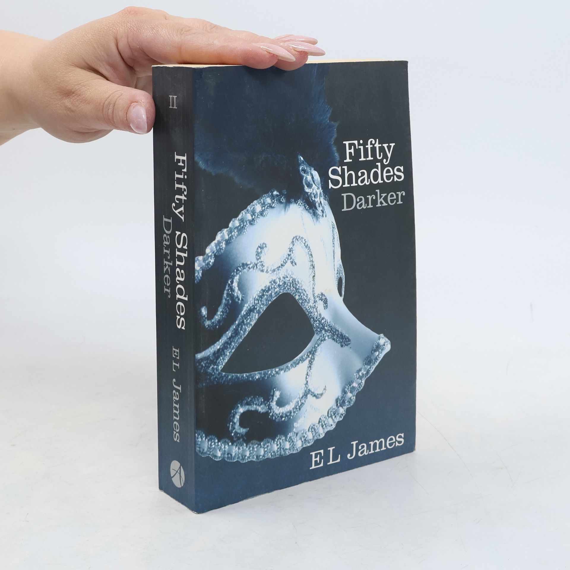 E. L. James Fifty Shades Darker
