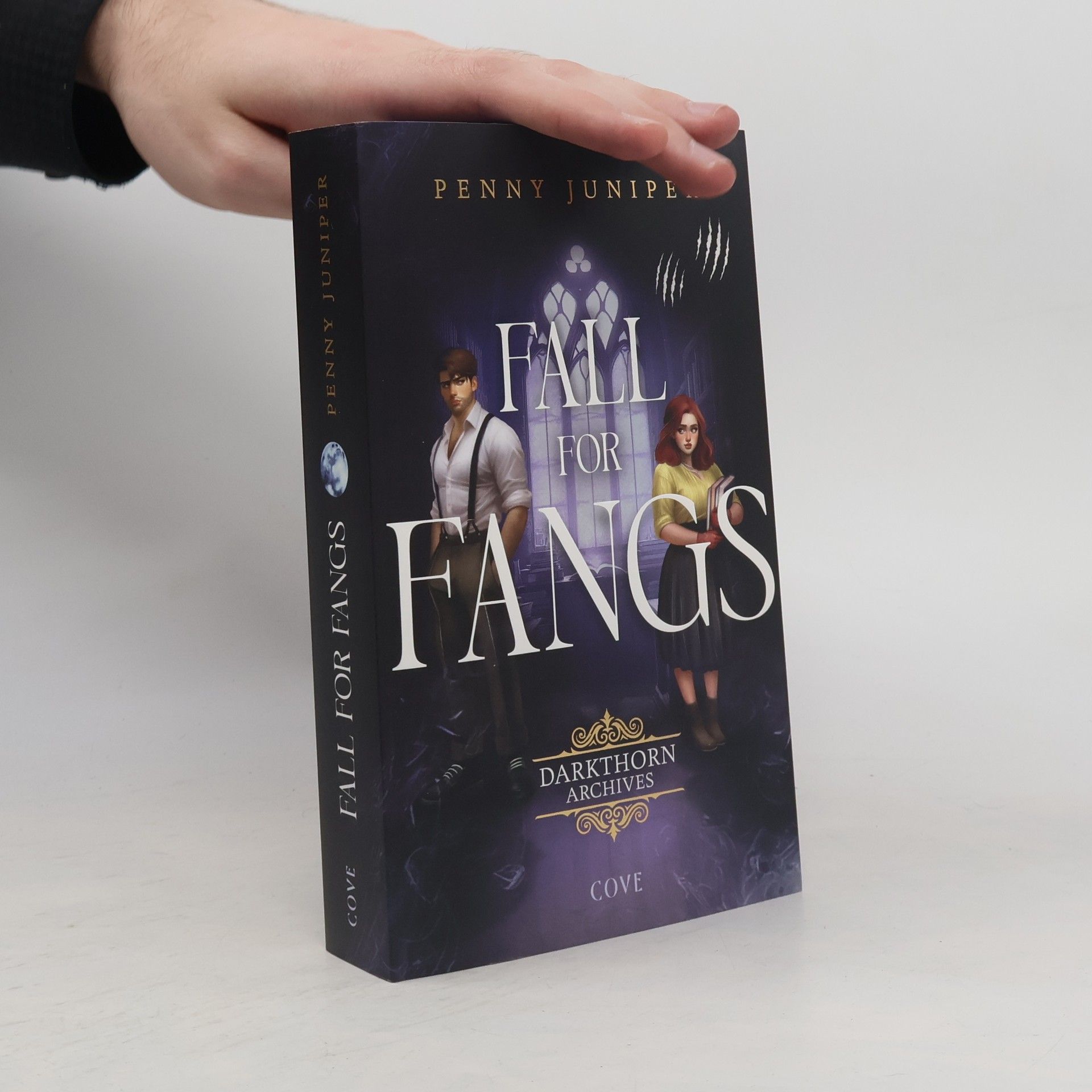 Penny Juniper Fall for Fangs