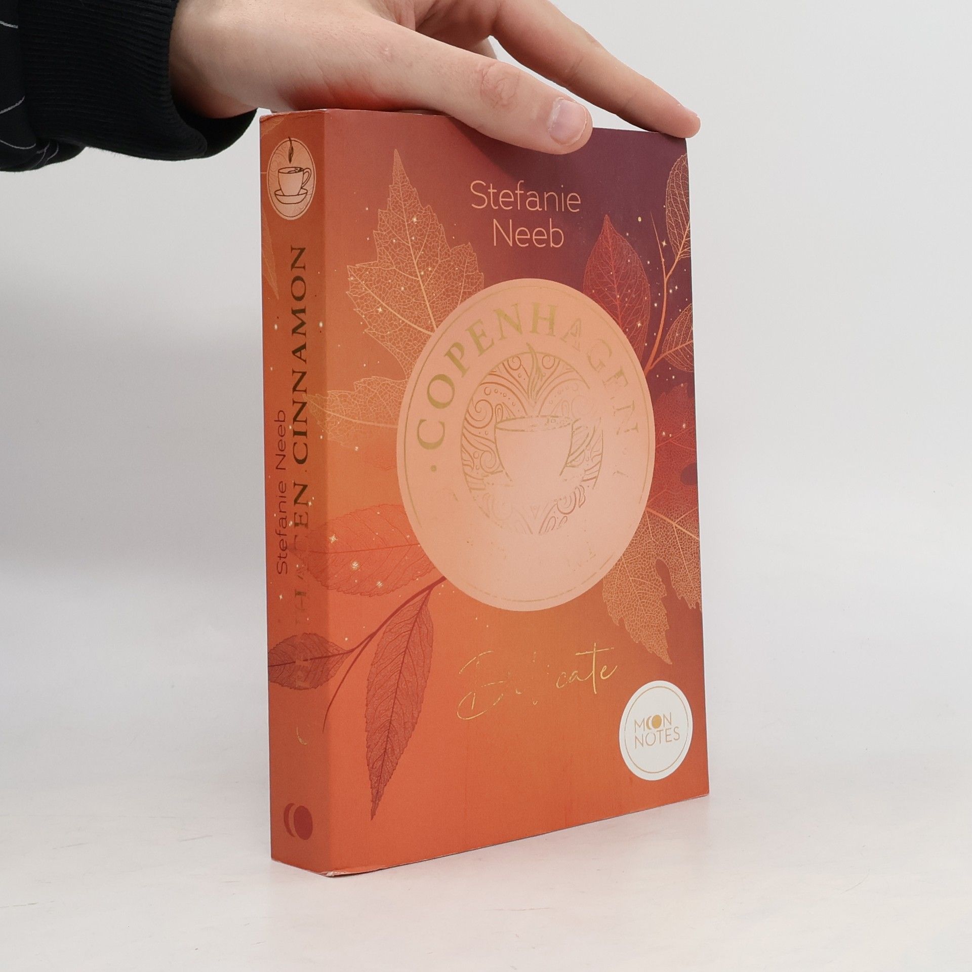 Stefanie Neeb Copenhagen Cinnamon 1. Delicate