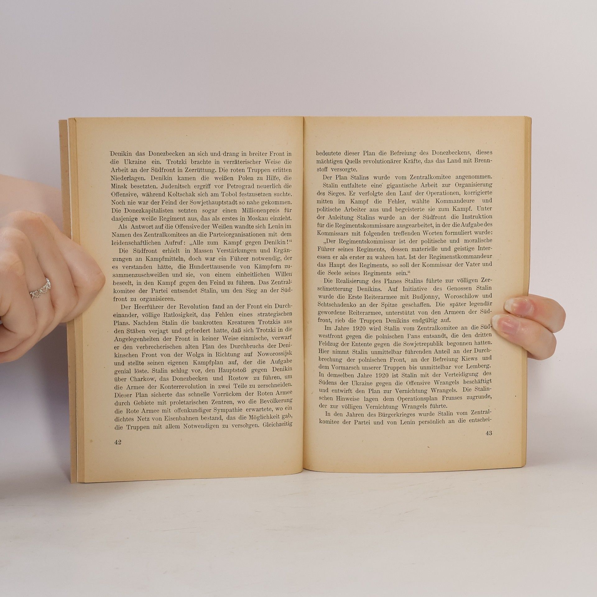 Autorenkollektiv J. W. Stalin