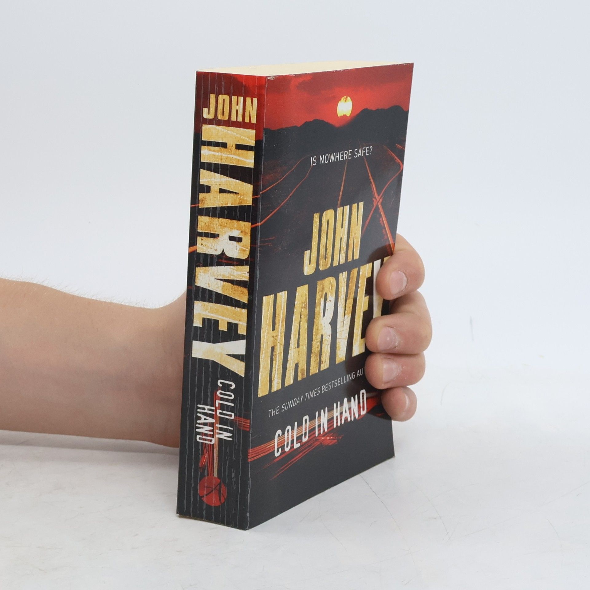 John Harvey Cold in Hand