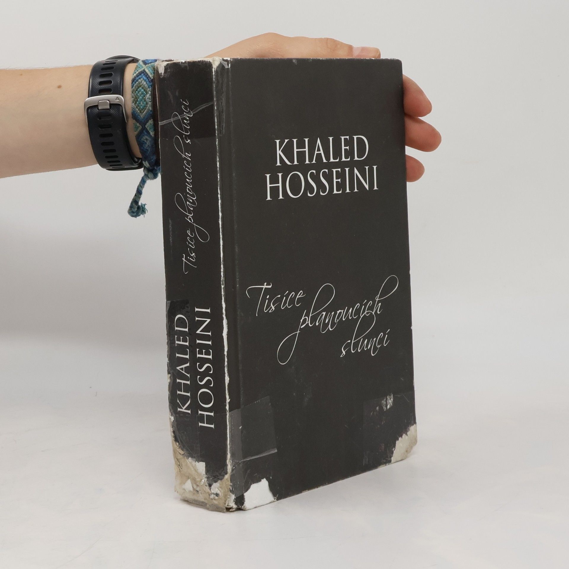 Khaled Hosseini Tisíce planoucích sluncí