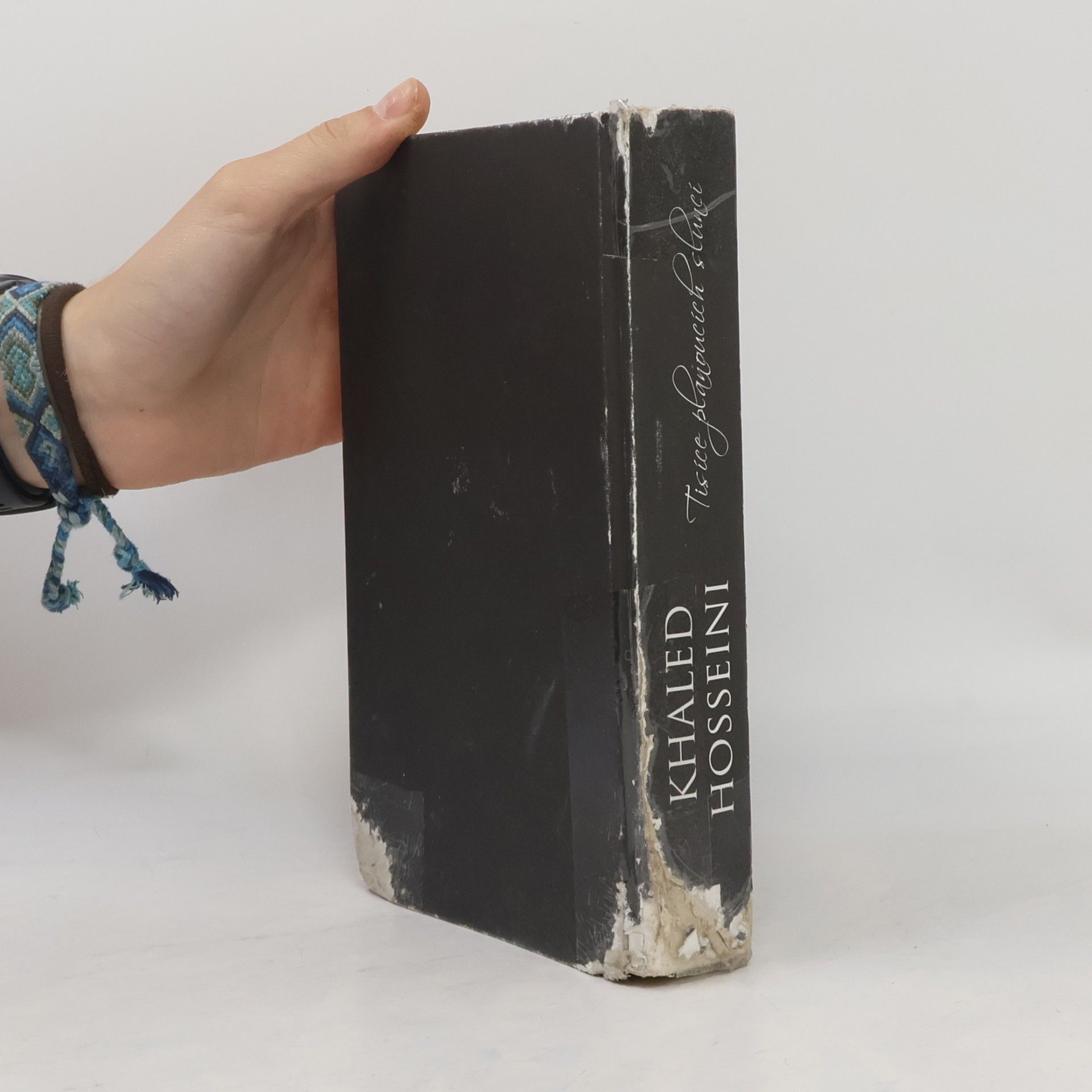 Khaled Hosseini Tisíce planoucích sluncí
