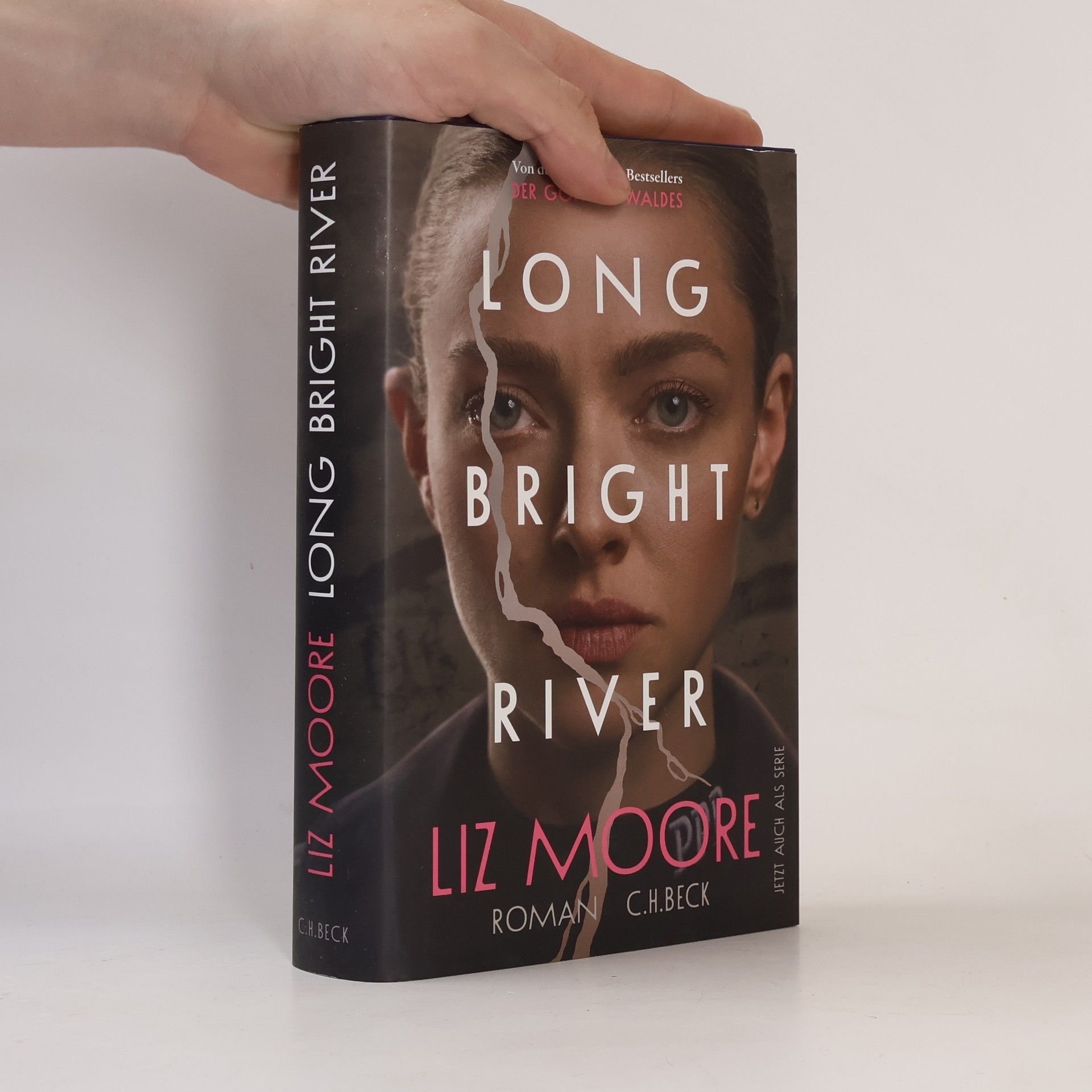 Liz Moore Long Bright River