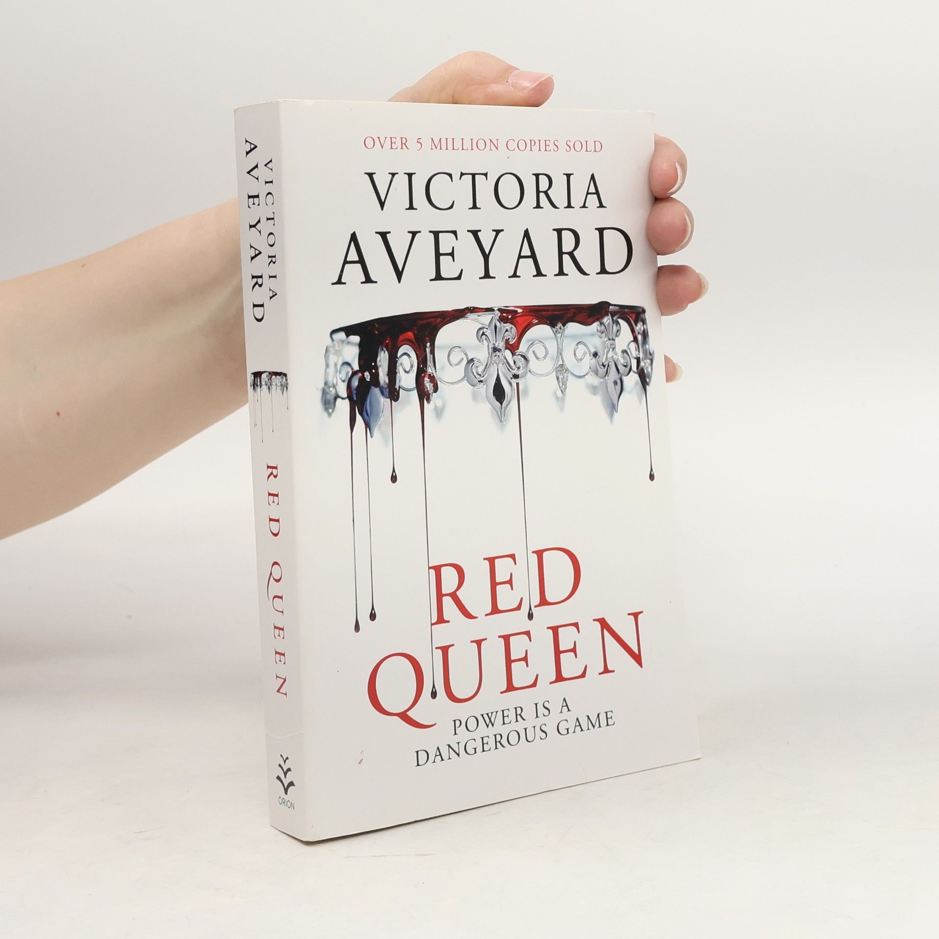 Victoria Aveyard Red Queen