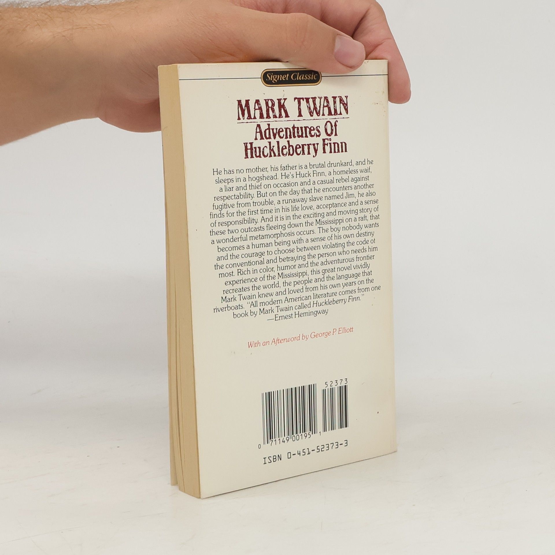 Mark Twain Signet Classic: Adventures of Huckleberry Finn
